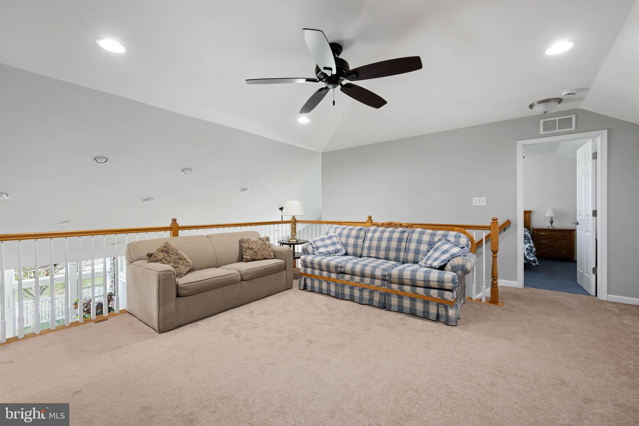 WAGAMONS WEST SHORES - Residential