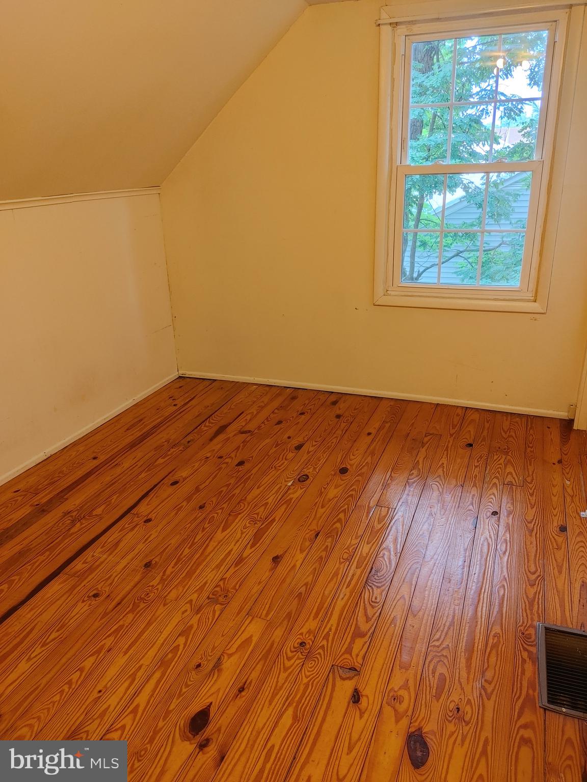 CATONSVILLE HEIGHTS - Residential