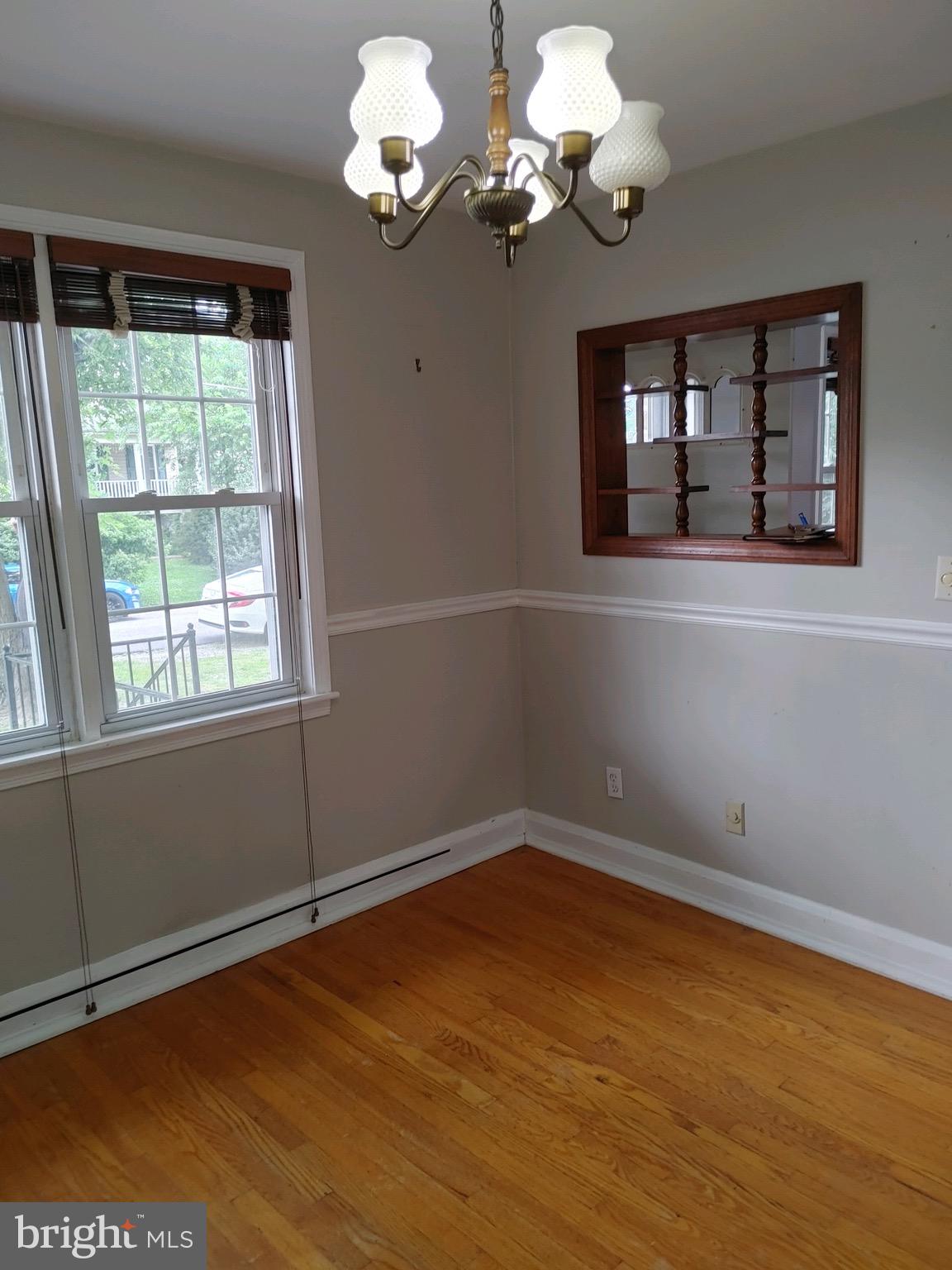 CATONSVILLE HEIGHTS - Residential