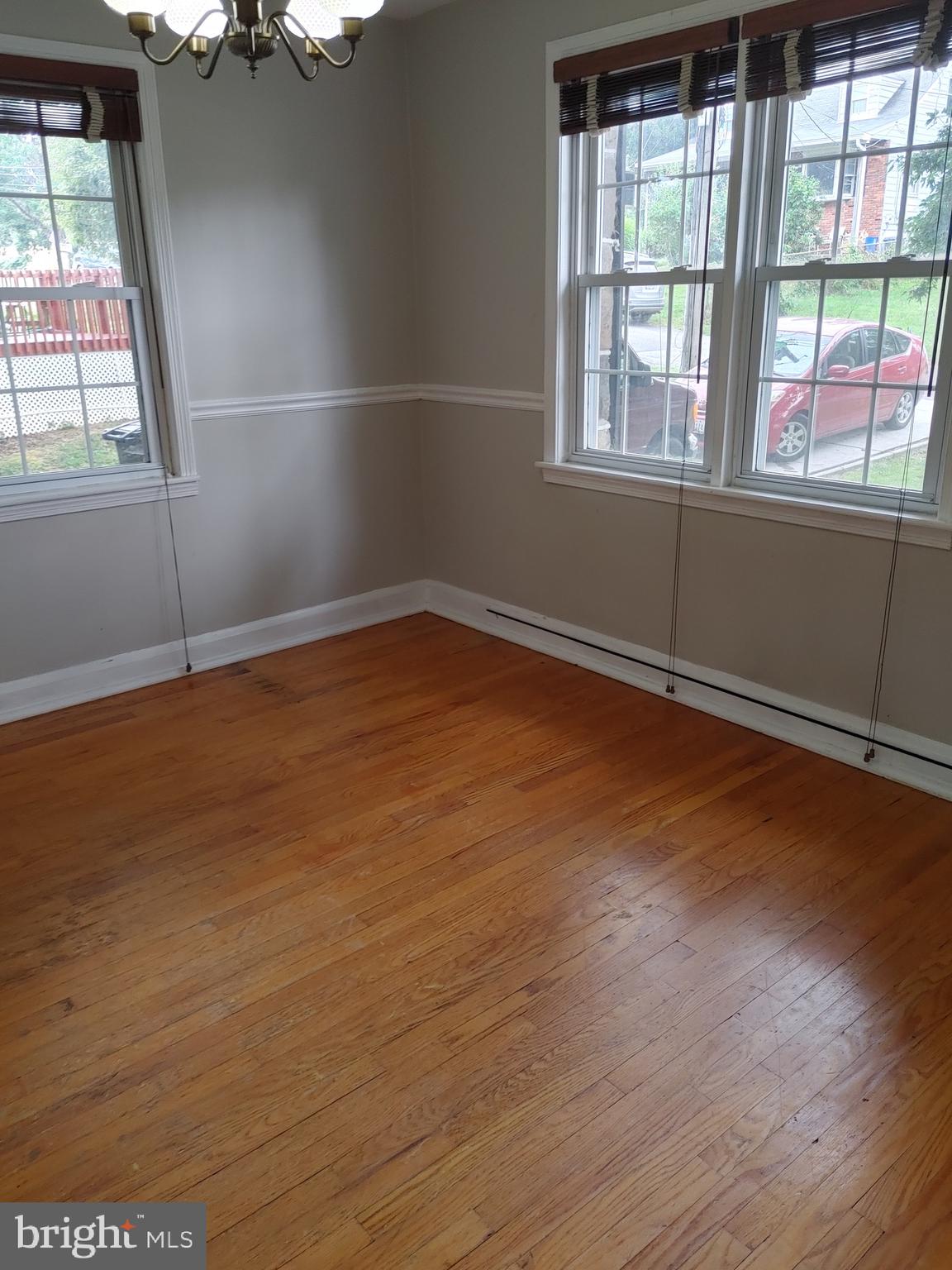 CATONSVILLE HEIGHTS - Residential