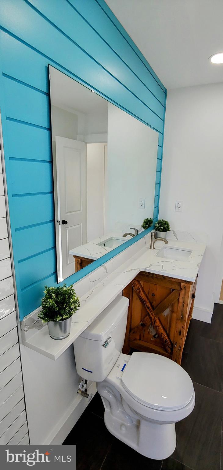 CLEARVIEW MANOR - Residential