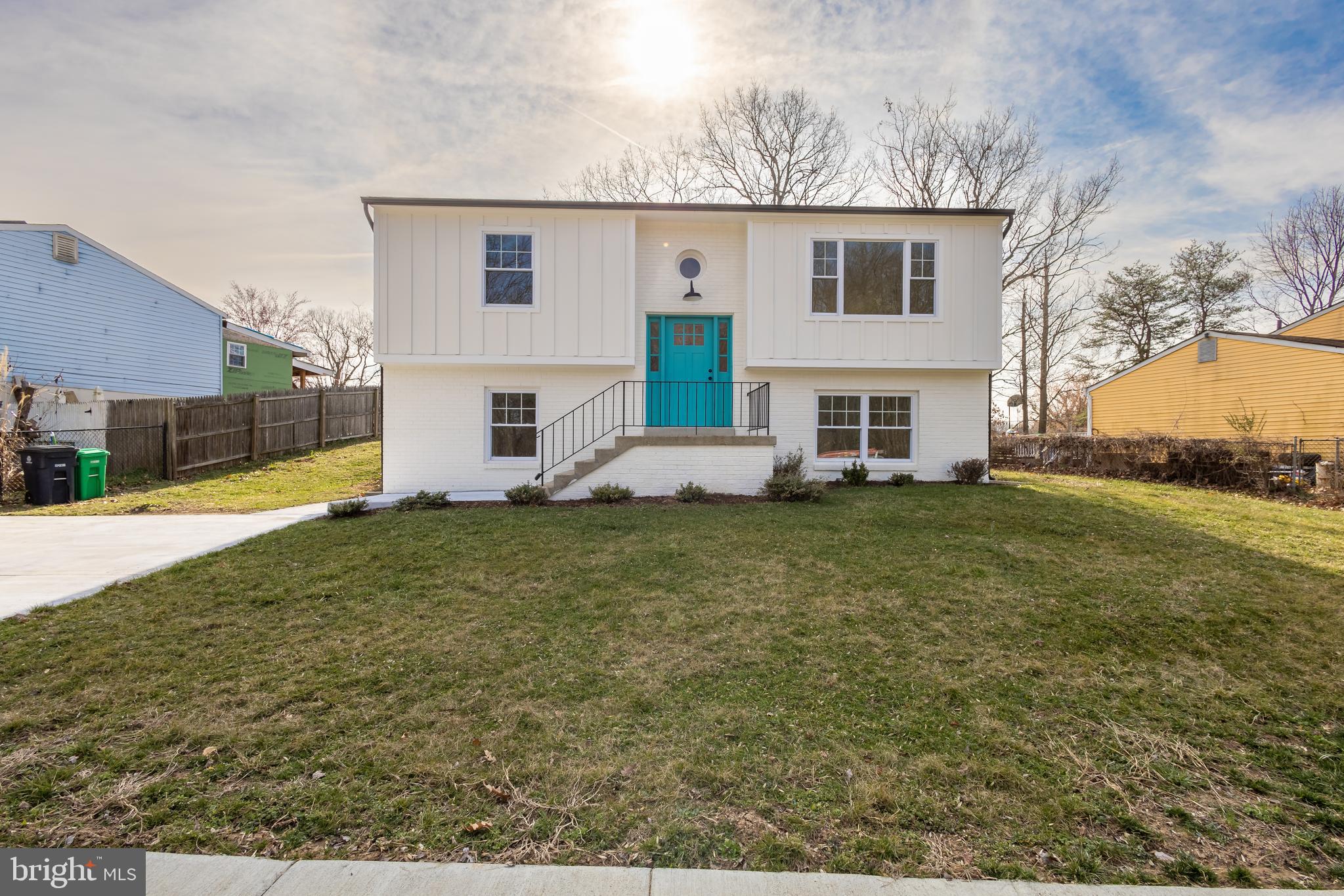 CLEARVIEW MANOR - Residential