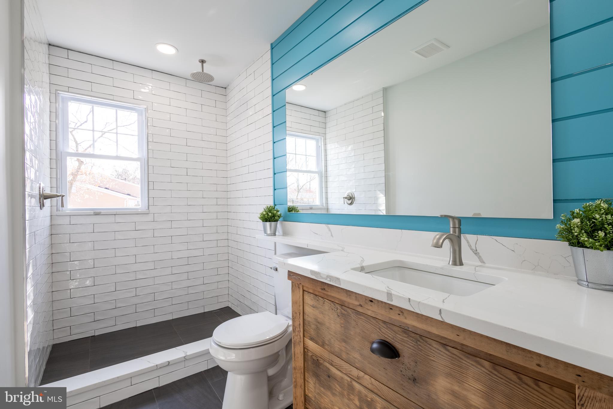 CLEARVIEW MANOR - Residential