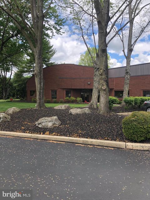 1913 OLDE HOMESTEAD LANE LANCASTER PA 17601