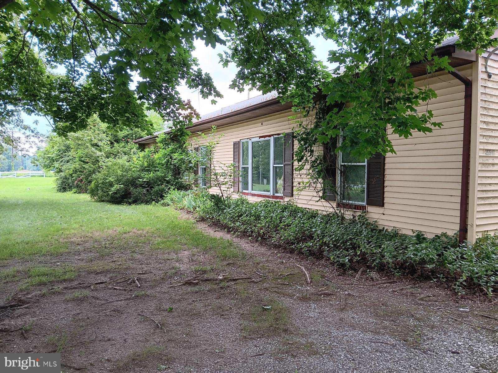 25548 HILL ROAD