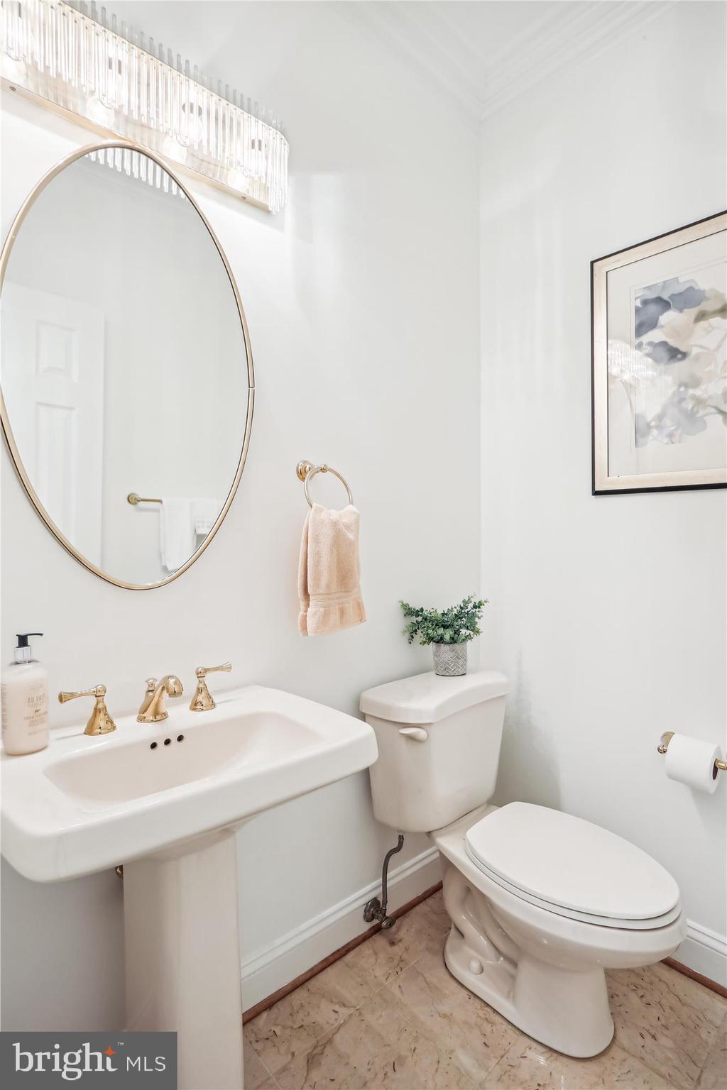 NORTH CHEVY CHASE - Residential