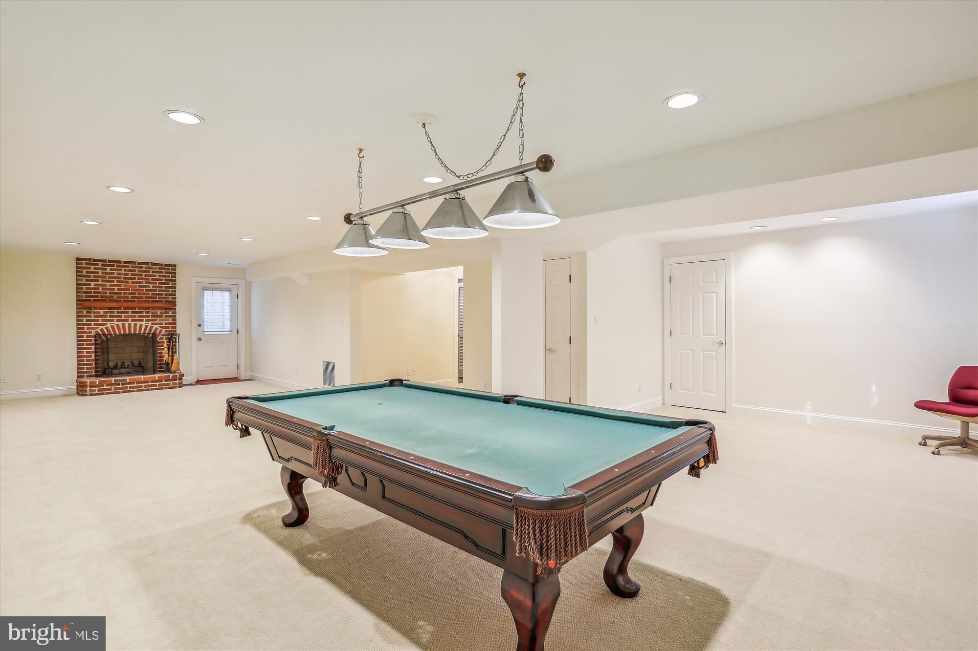 NORTH CHEVY CHASE - Residential