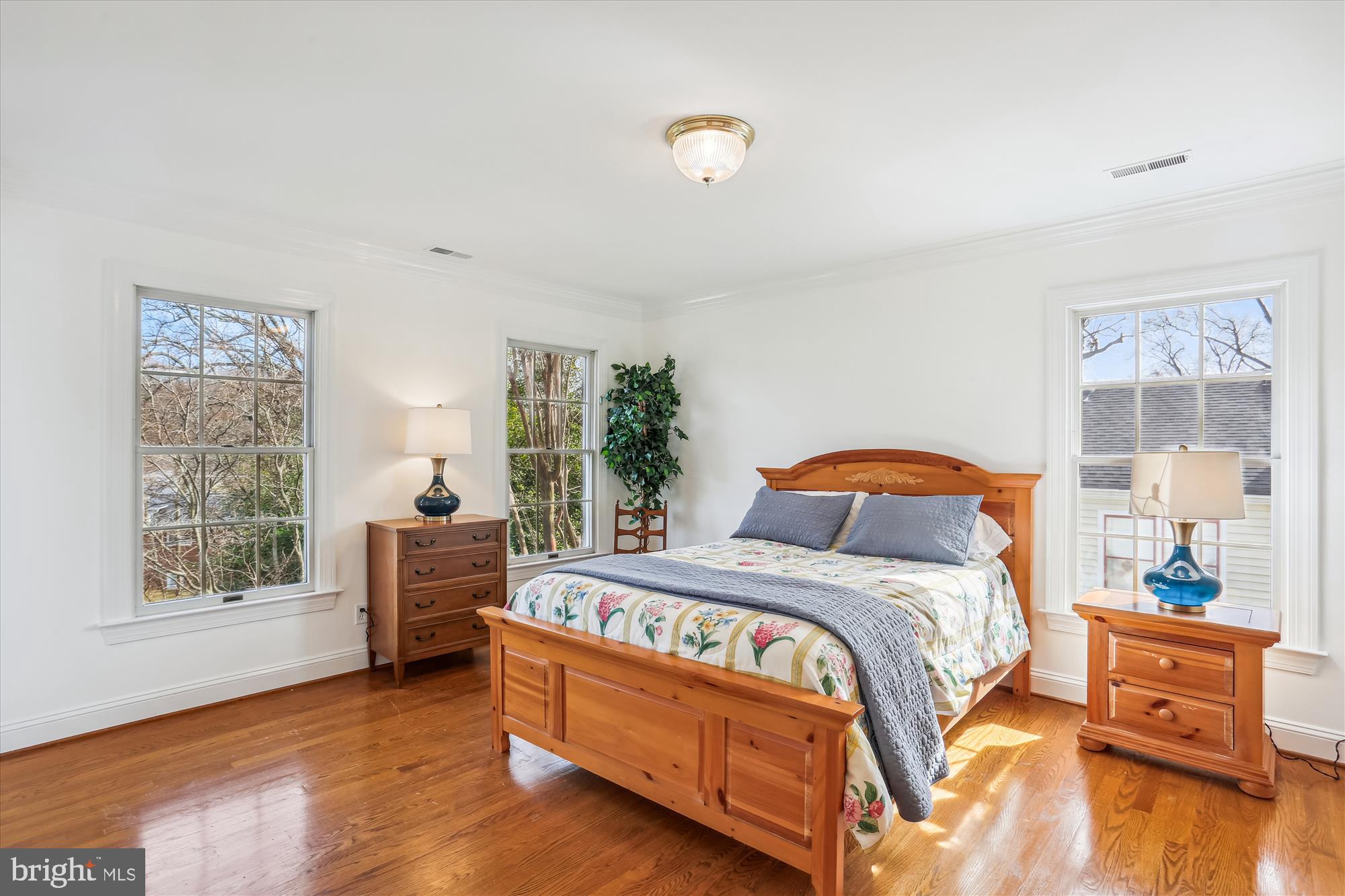 NORTH CHEVY CHASE - Residential