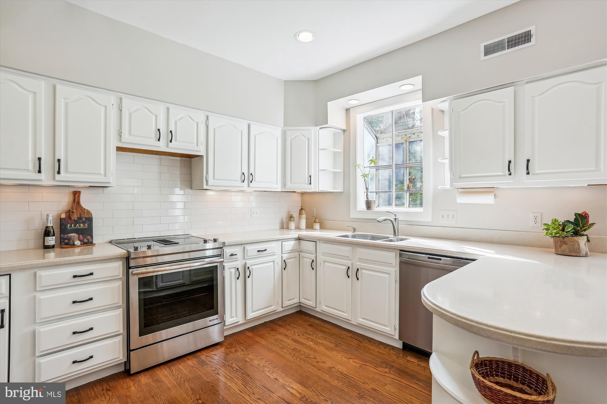 NORTH CHEVY CHASE - Residential