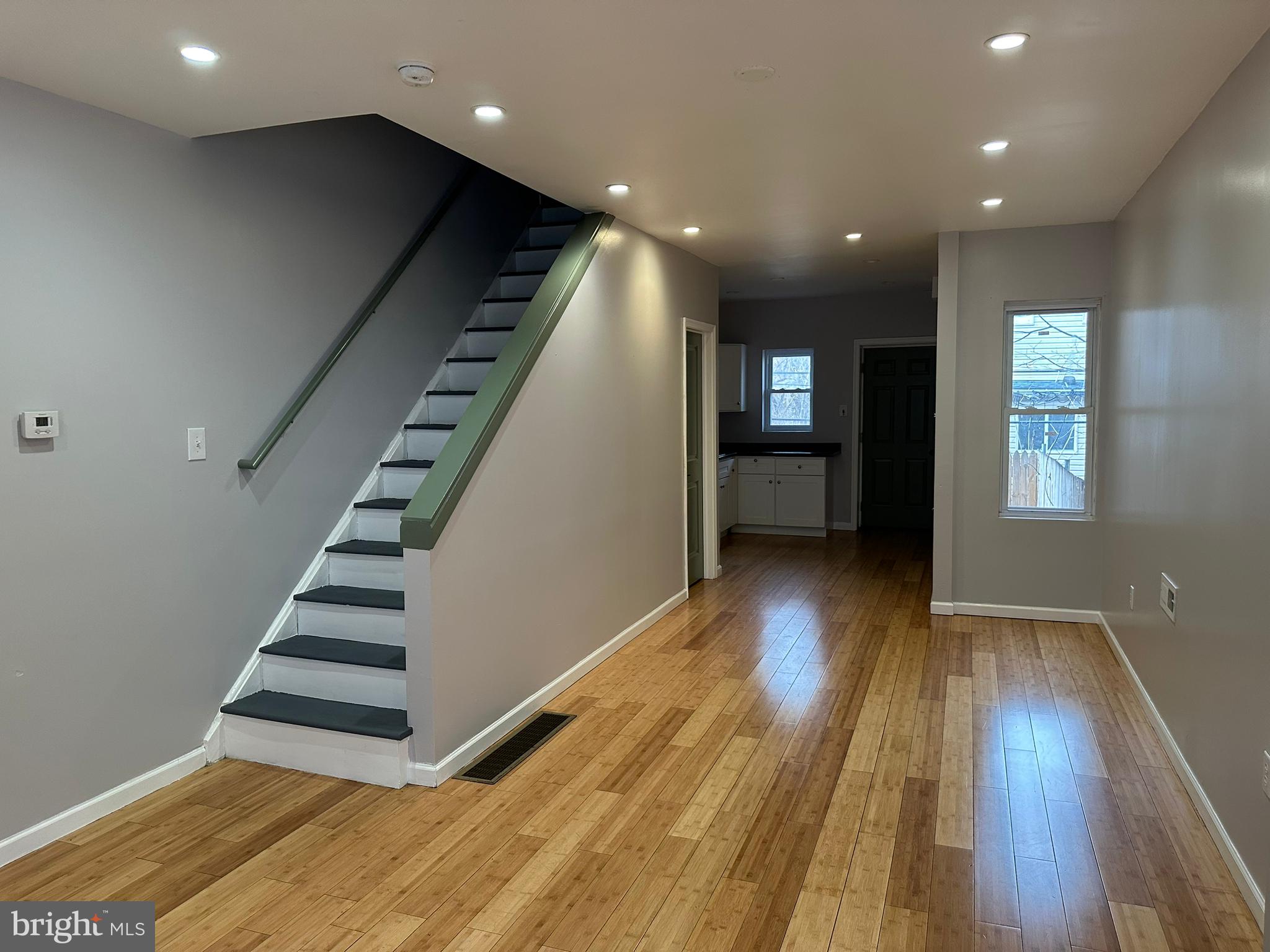 MILL CREEK - Residential