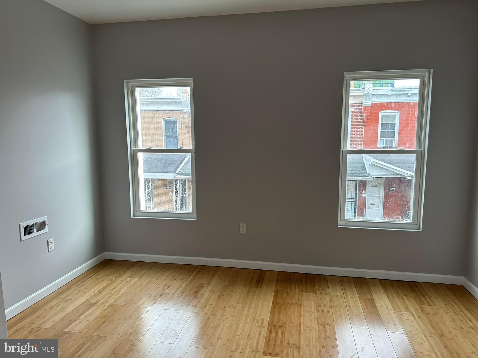 MILL CREEK - Residential