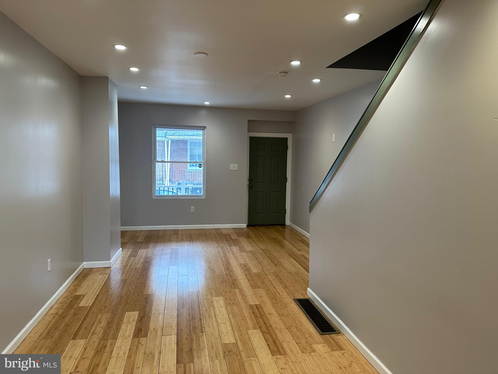 MILL CREEK - Residential