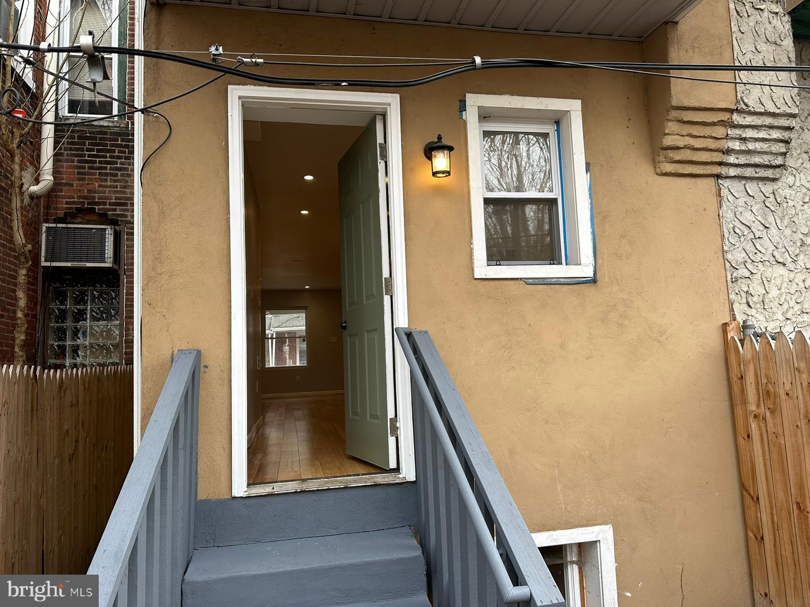 MILL CREEK - Residential