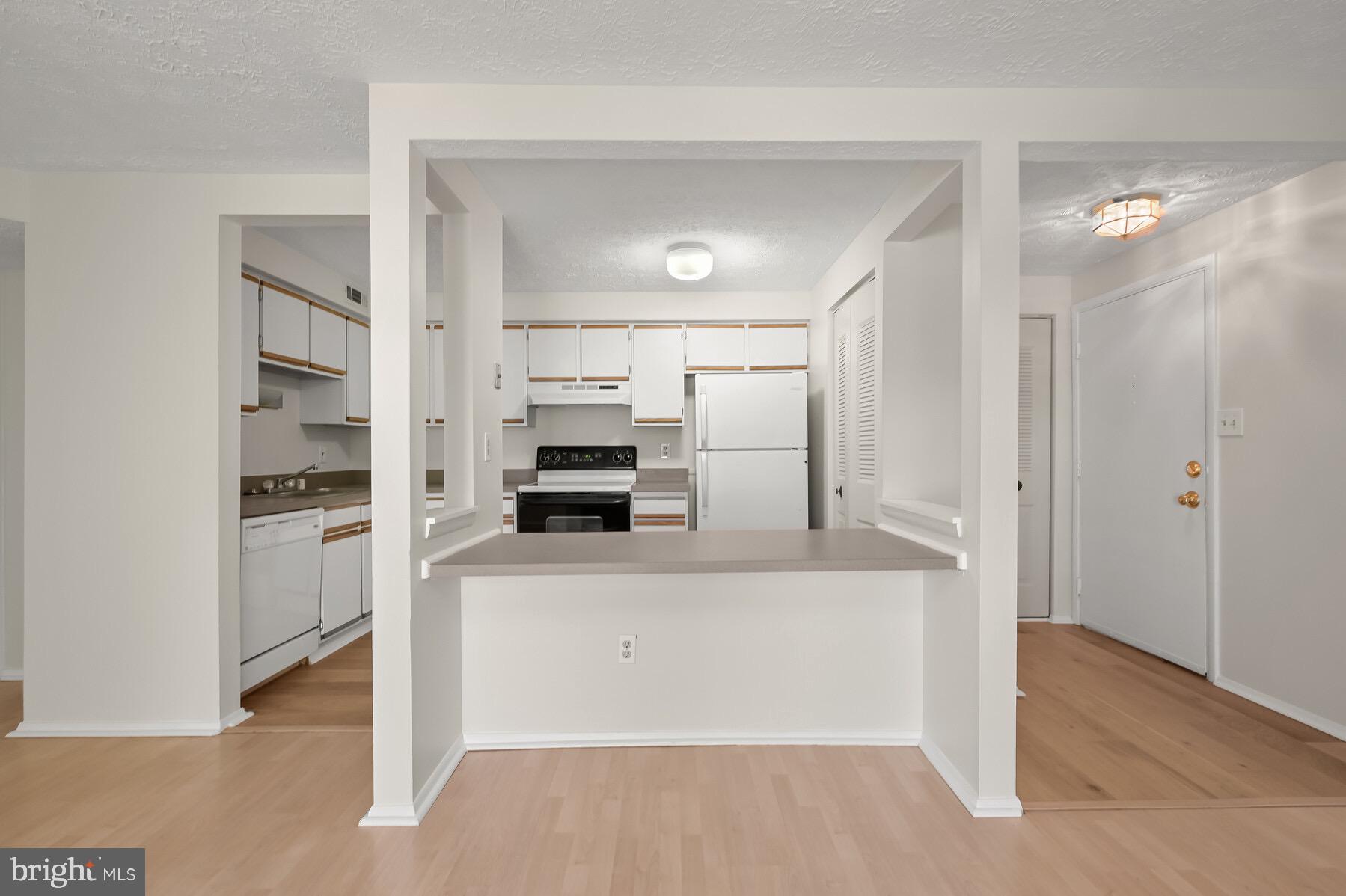 CHESTERFIELD GARDEN CONDOMINIUM - Residential