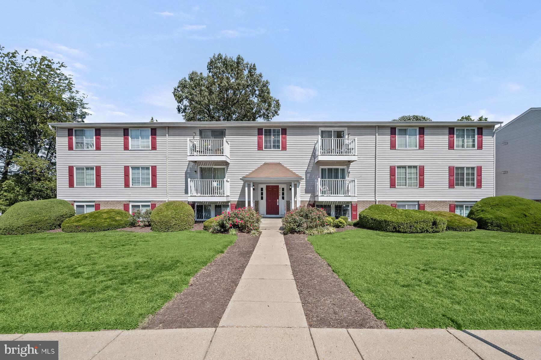 CHESTERFIELD GARDEN CONDOMINIUM - Residential