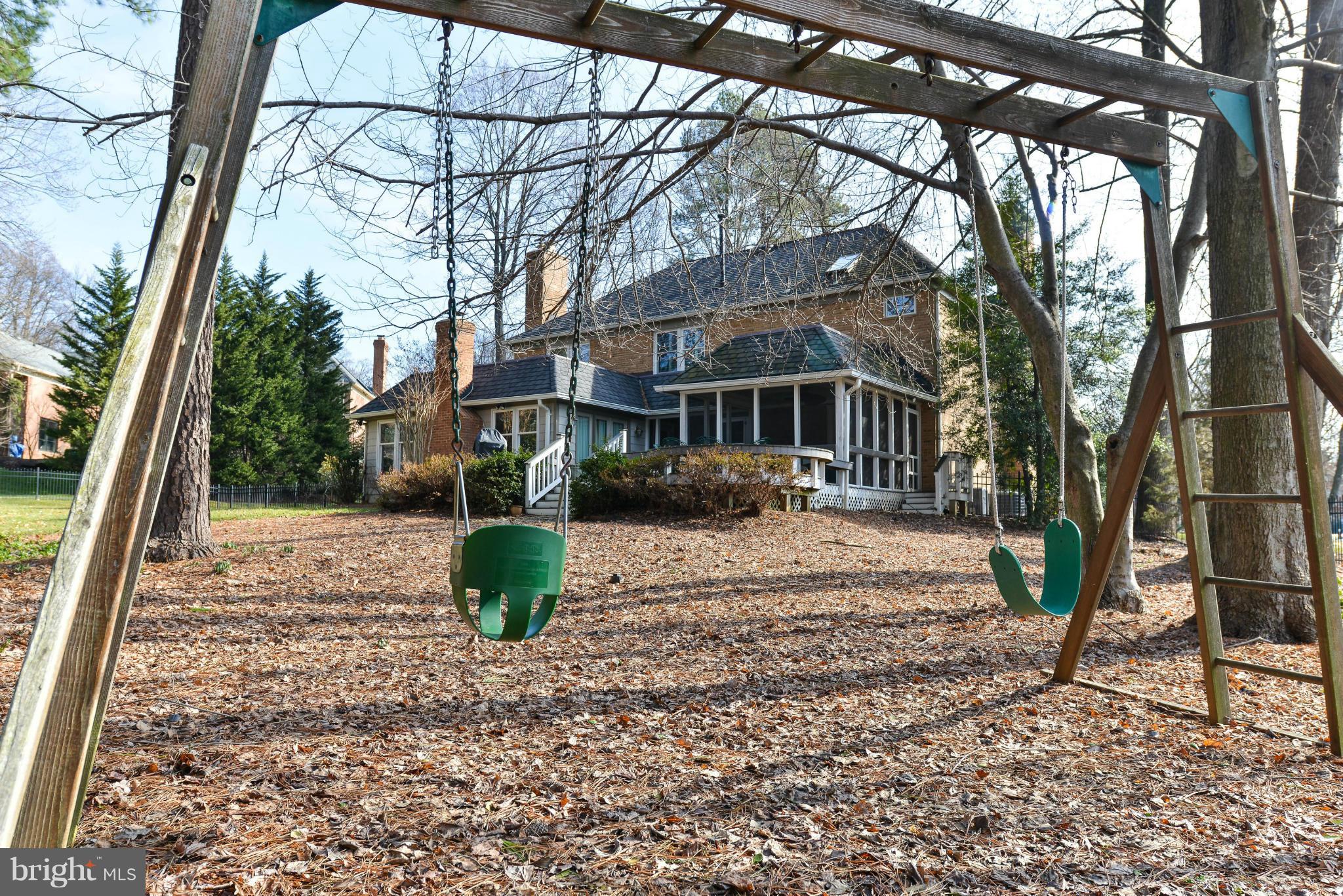 SUMMERWOOD - Residential