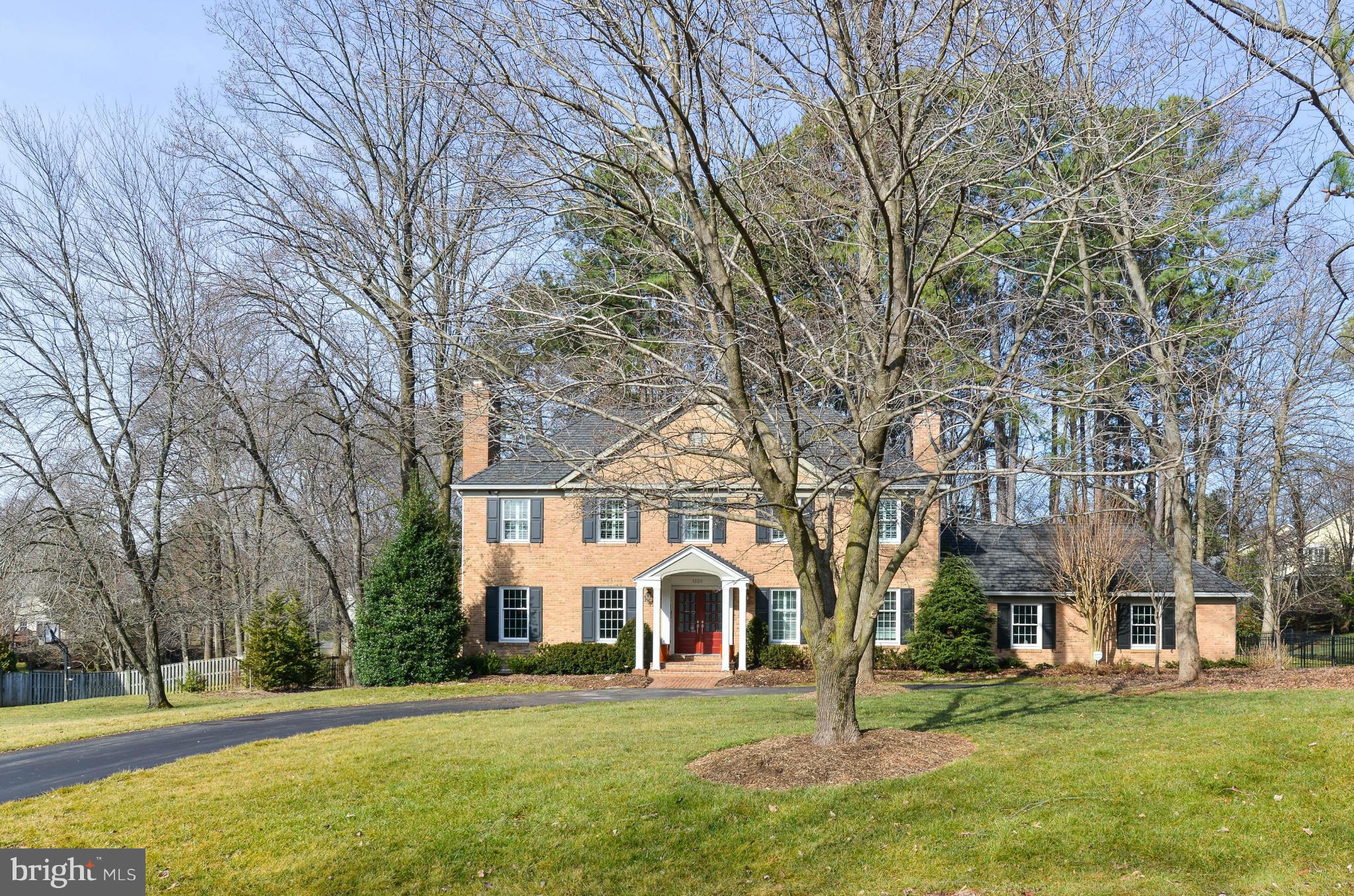 SUMMERWOOD - Residential