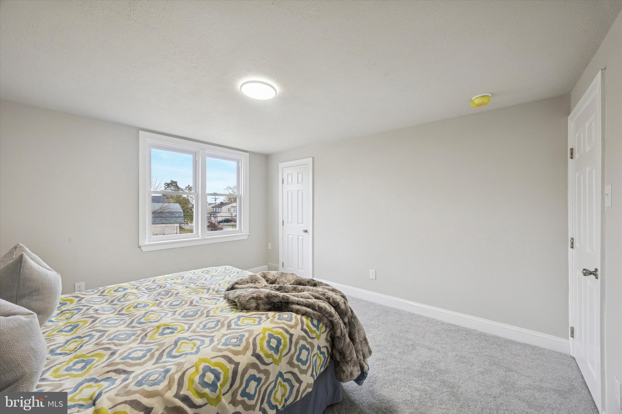 CLIFTON HEIGHTS - Residential