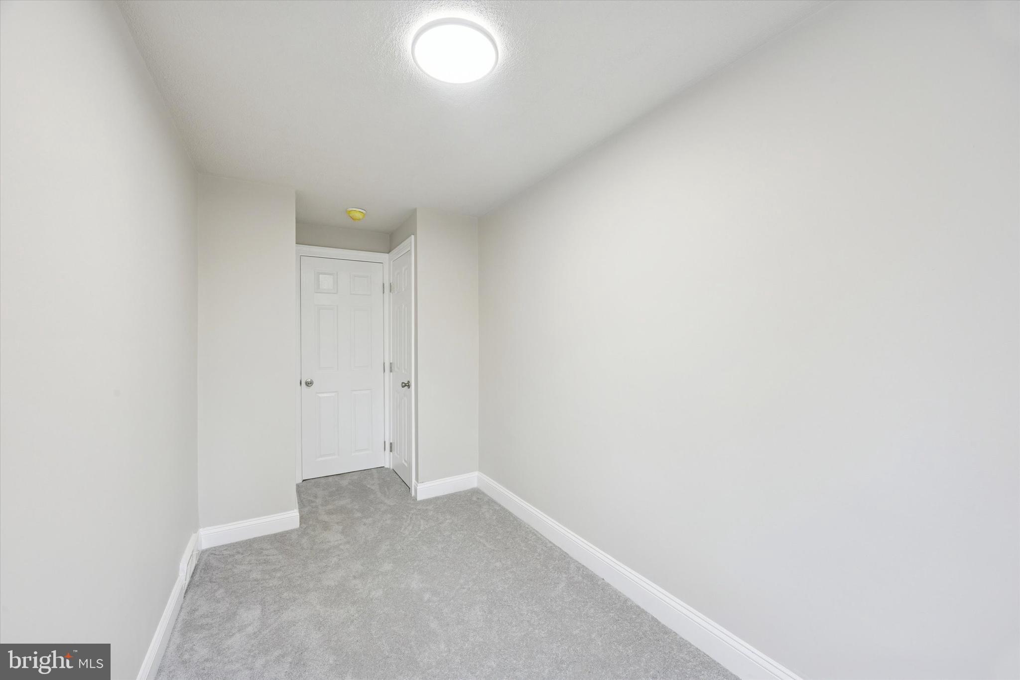 CLIFTON HEIGHTS - Residential