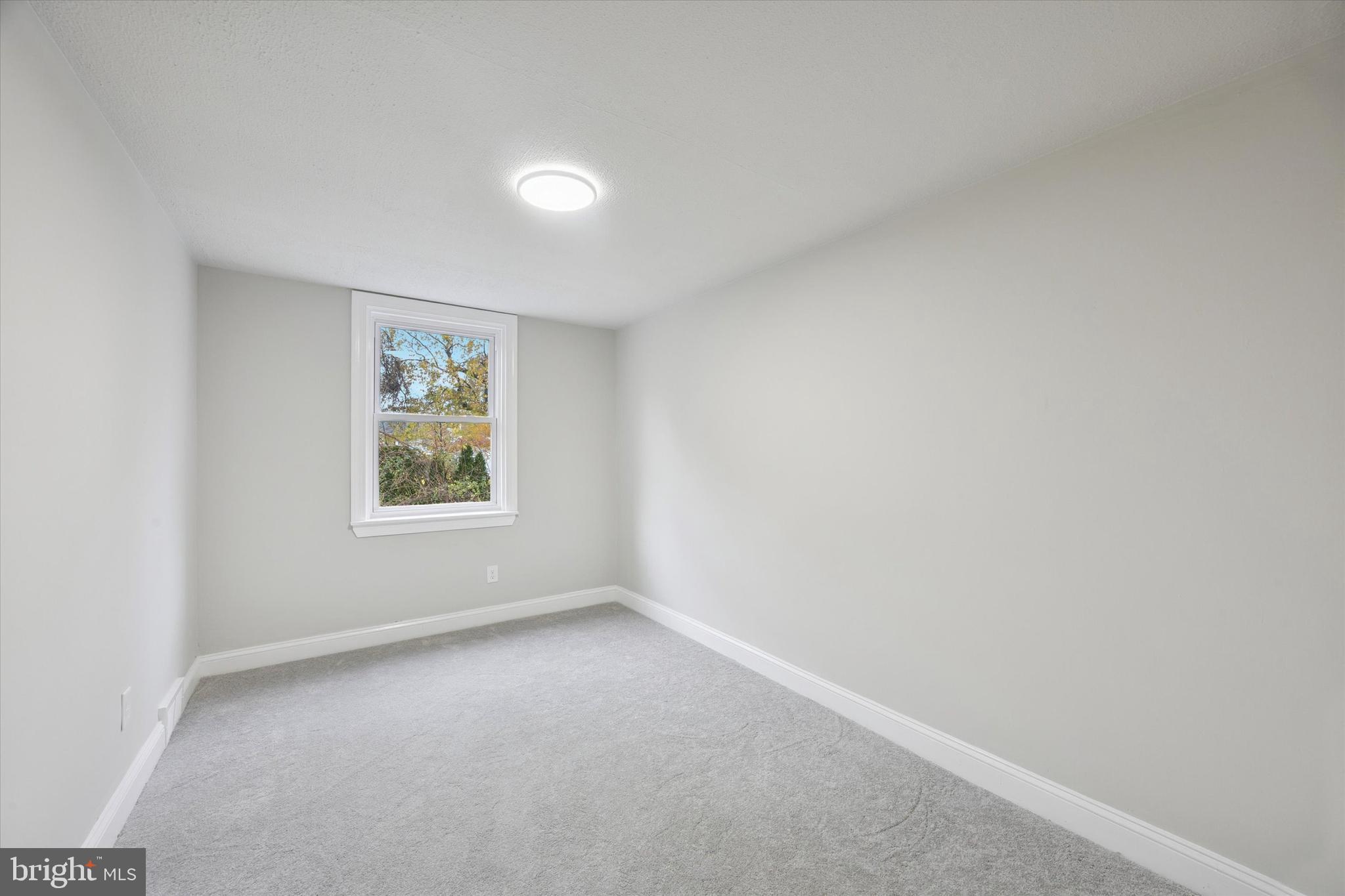 CLIFTON HEIGHTS - Residential