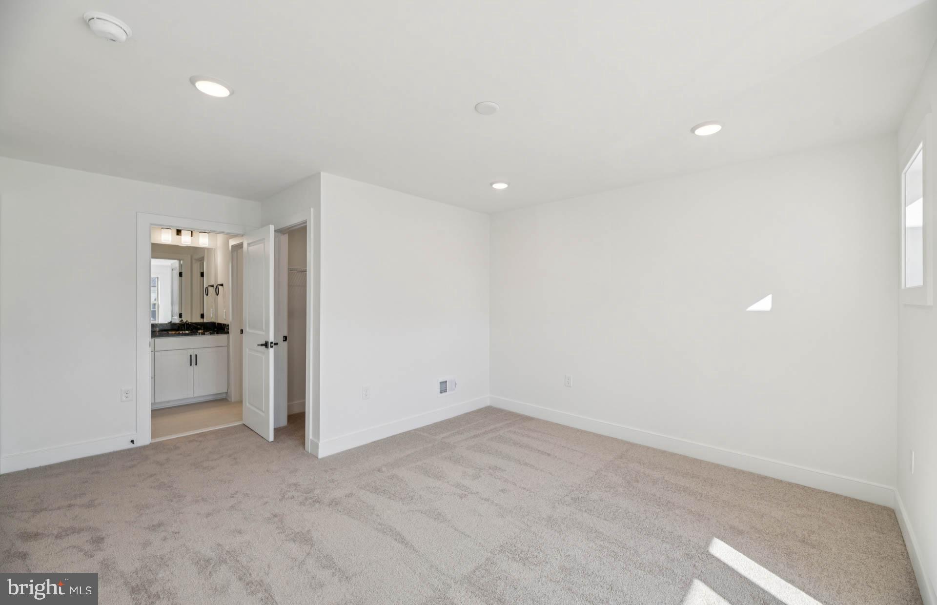 HEATHCOTE VILLAGE - Residential