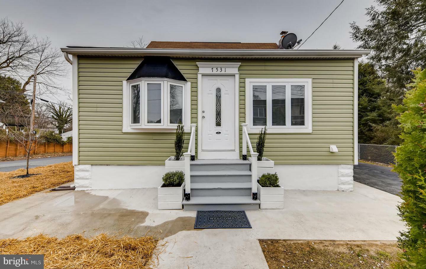 EAST VIEW - Residential