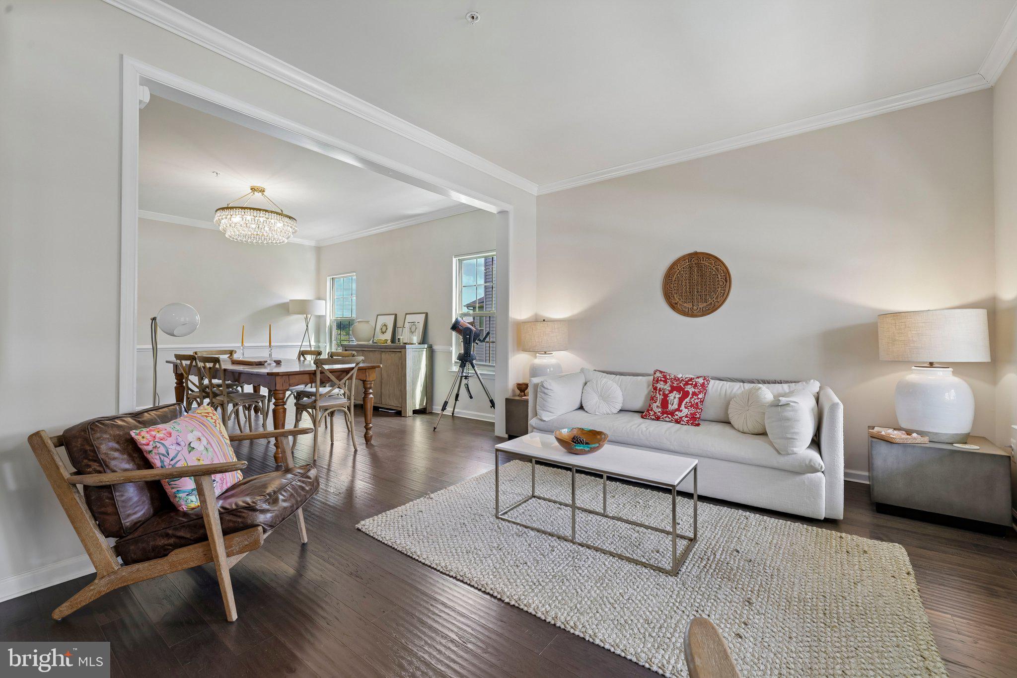 OAKDALE VILLAGE - Residential