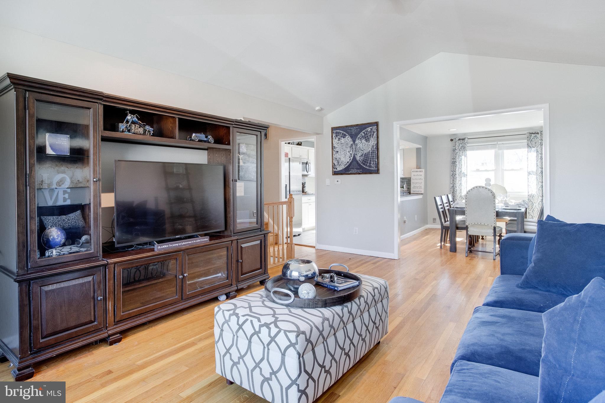 LYNNE ACRES - Residential