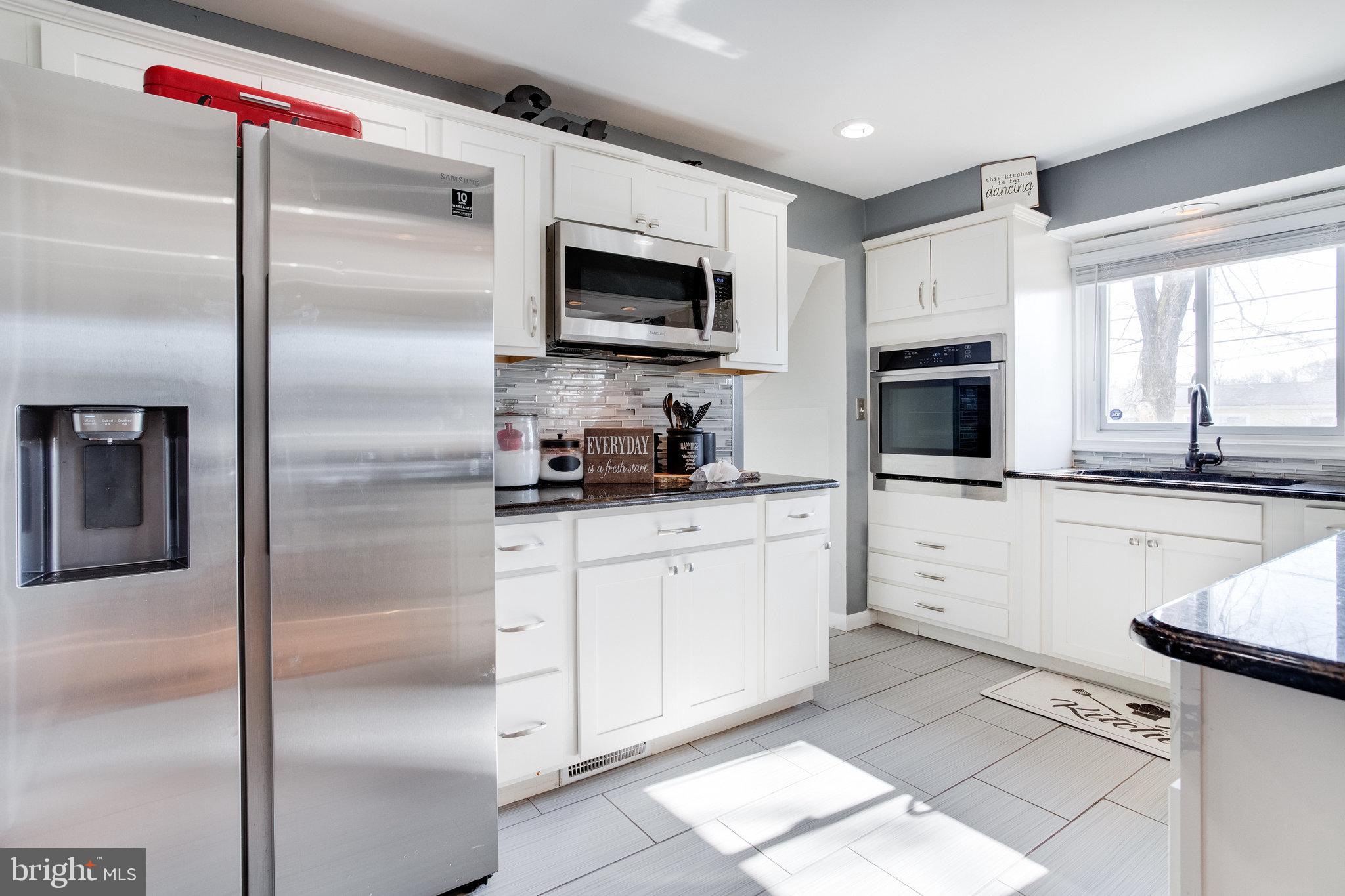 LYNNE ACRES - Residential