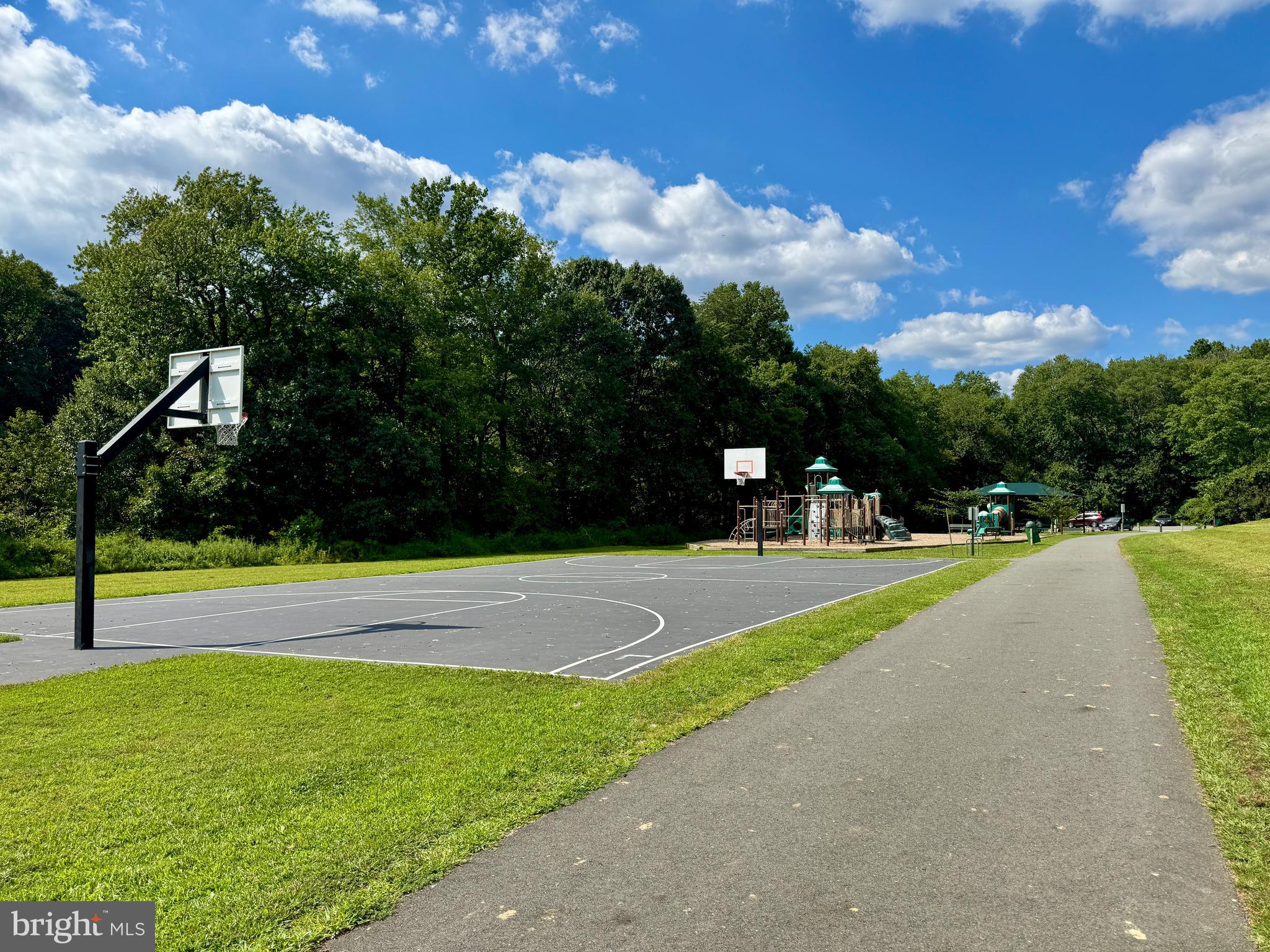 WOODGLENN ESTATES - Residential