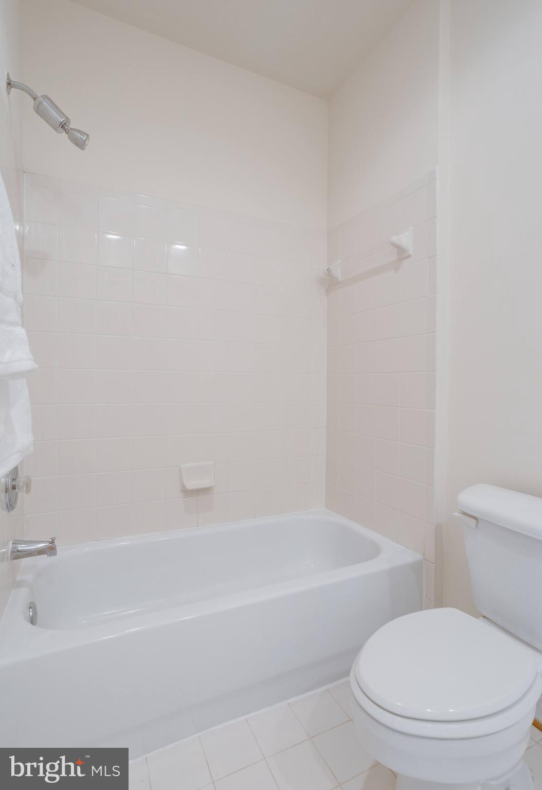 WOODGLENN ESTATES - Residential