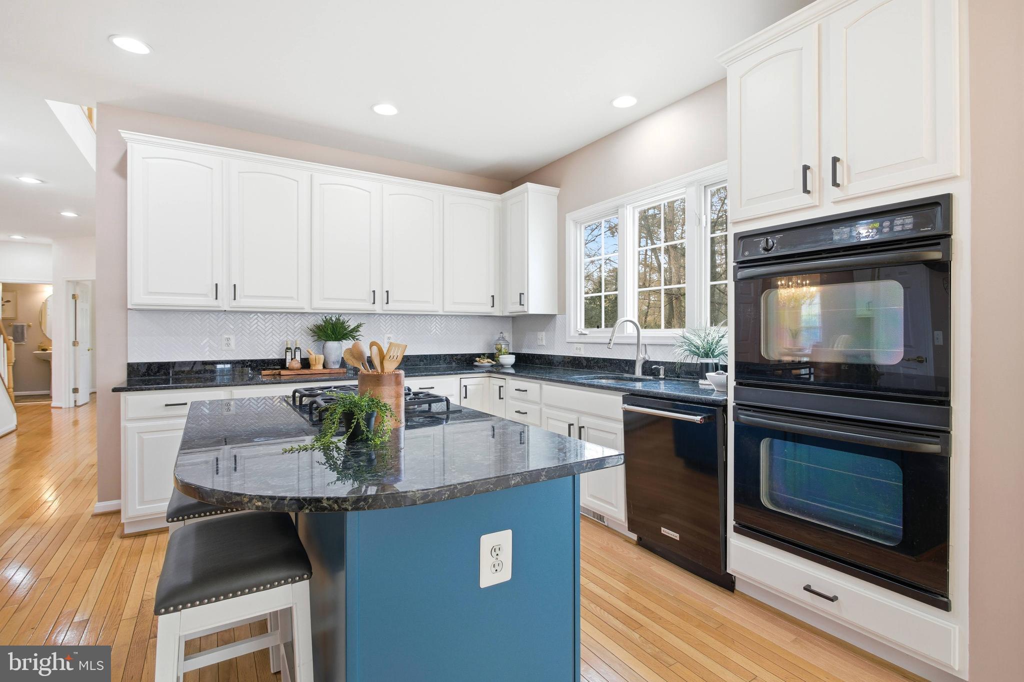 WOODGLENN ESTATES - Residential