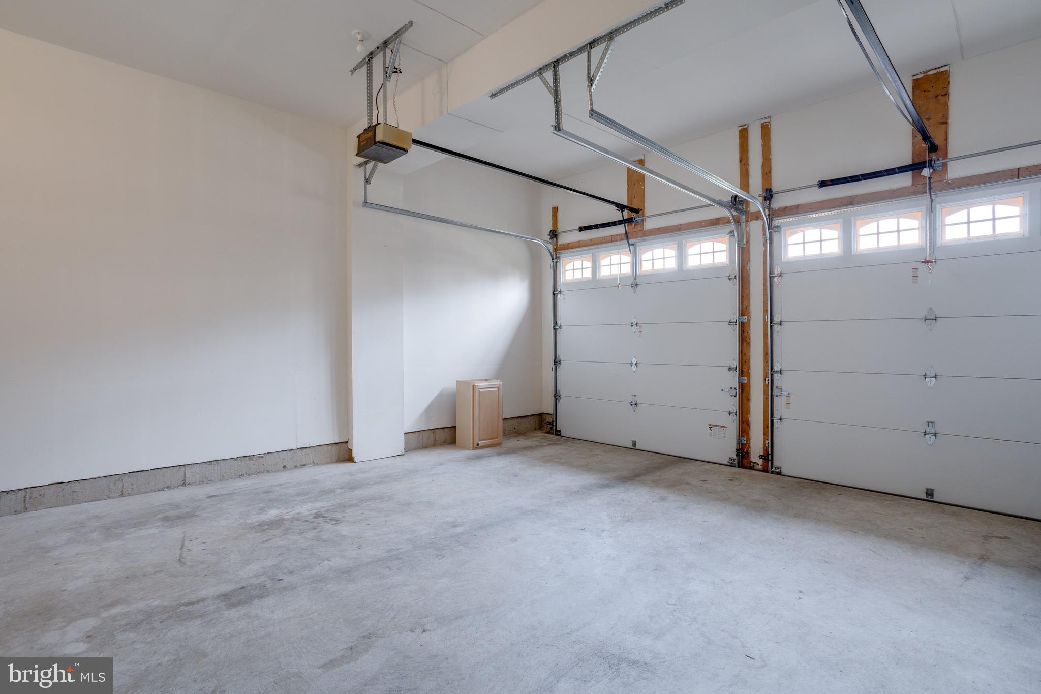 WOODGLENN ESTATES - Residential