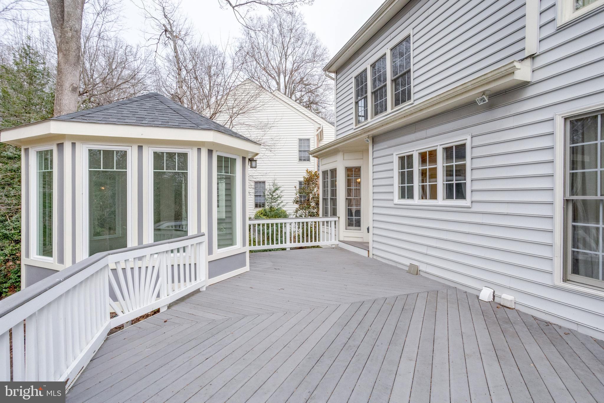 WOODGLENN ESTATES - Residential