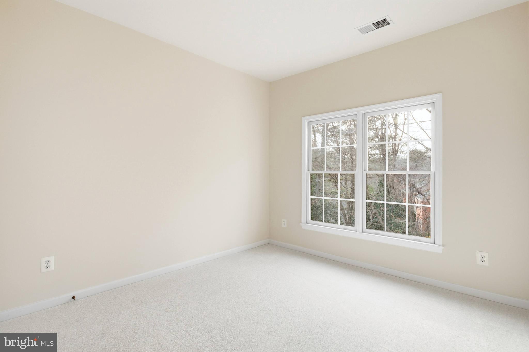 WOODGLENN ESTATES - Residential