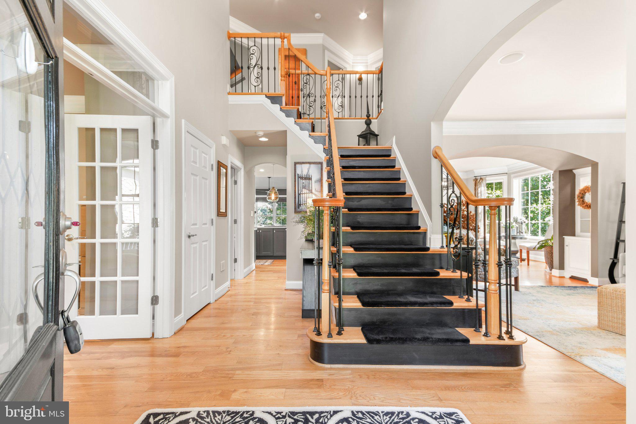 4606 MOCKINGBIRD LANE