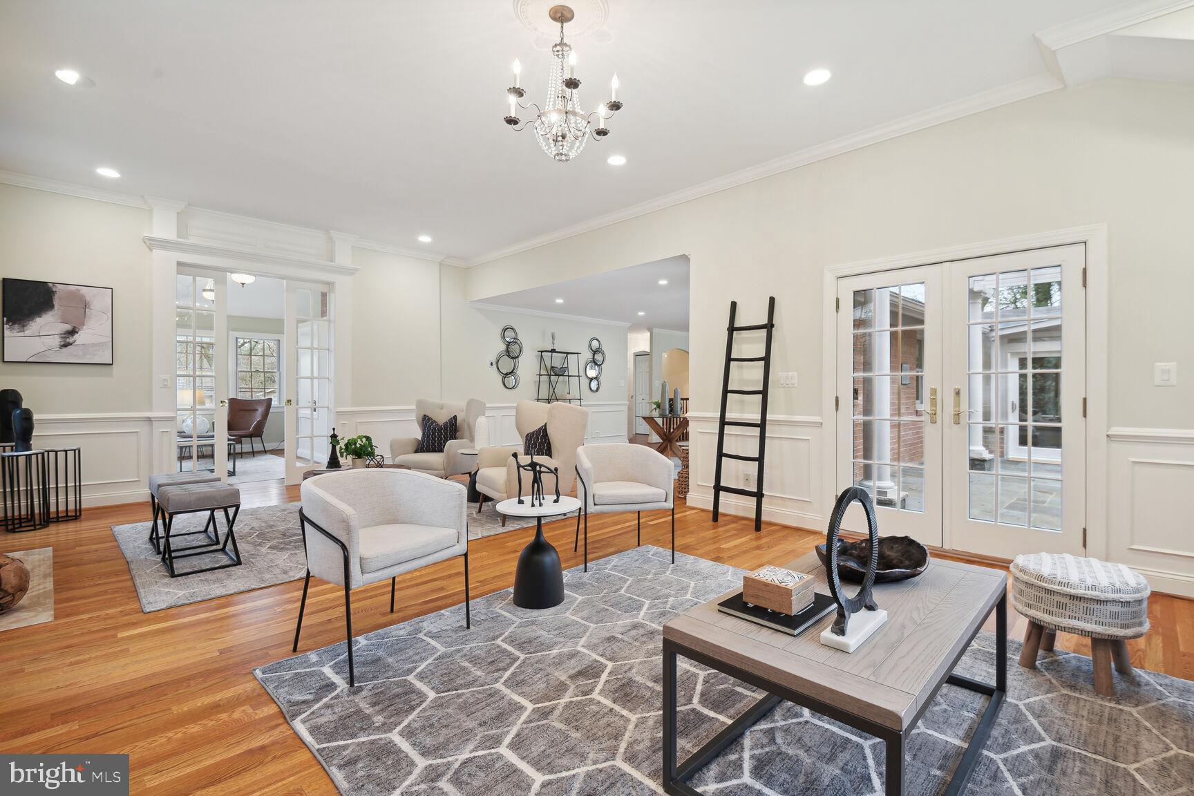 TILDEN WOODS - Residential