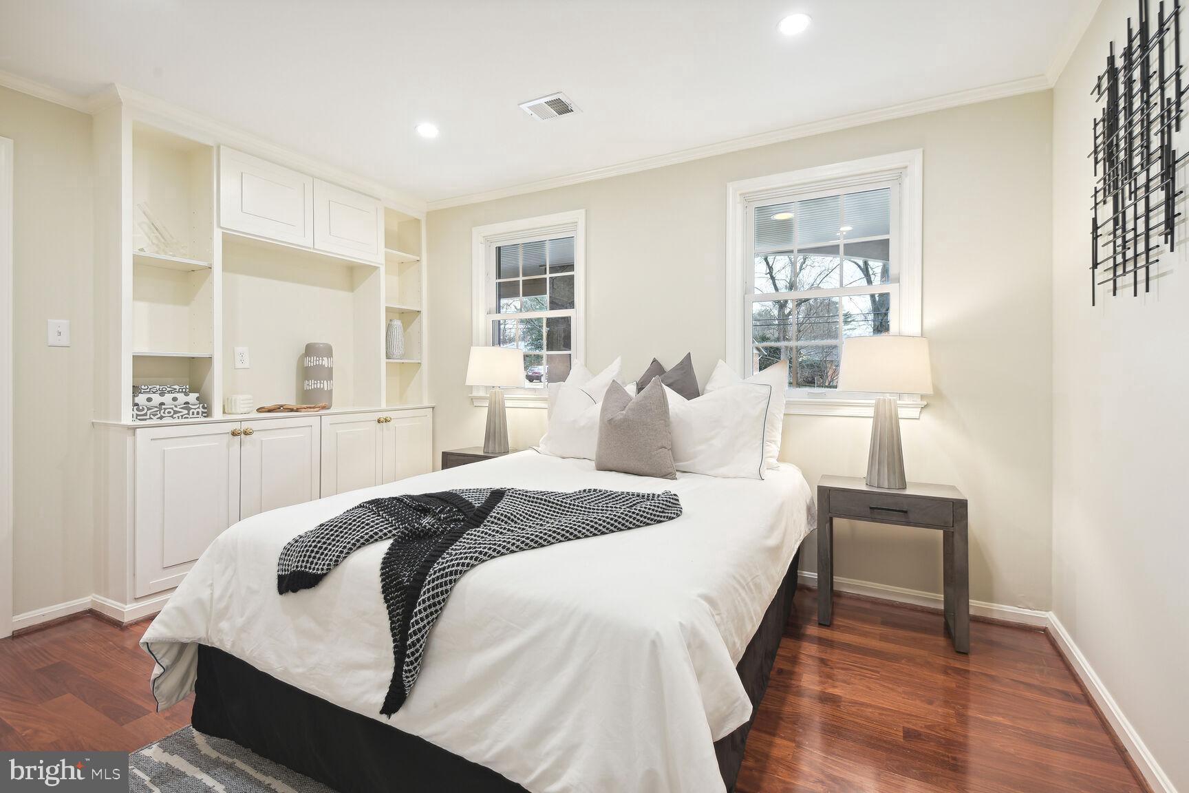 TILDEN WOODS - Residential