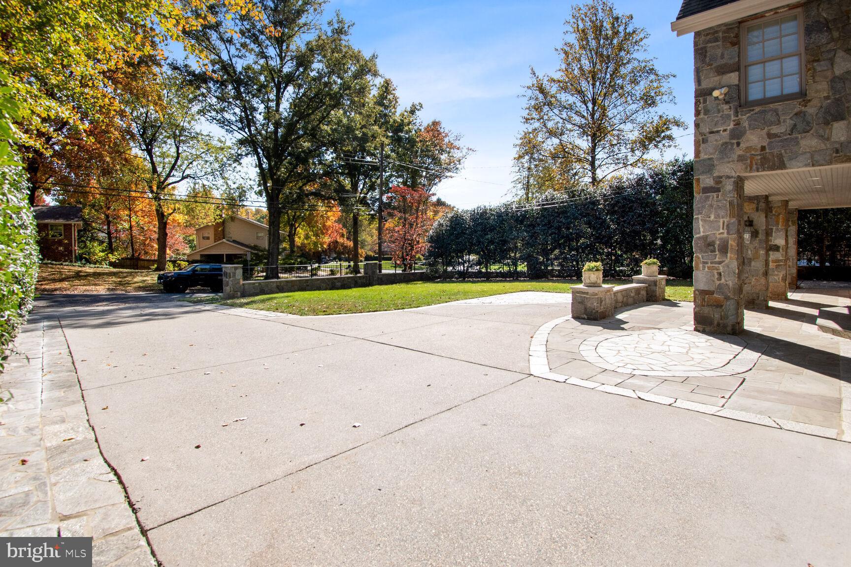 TILDEN WOODS - Residential