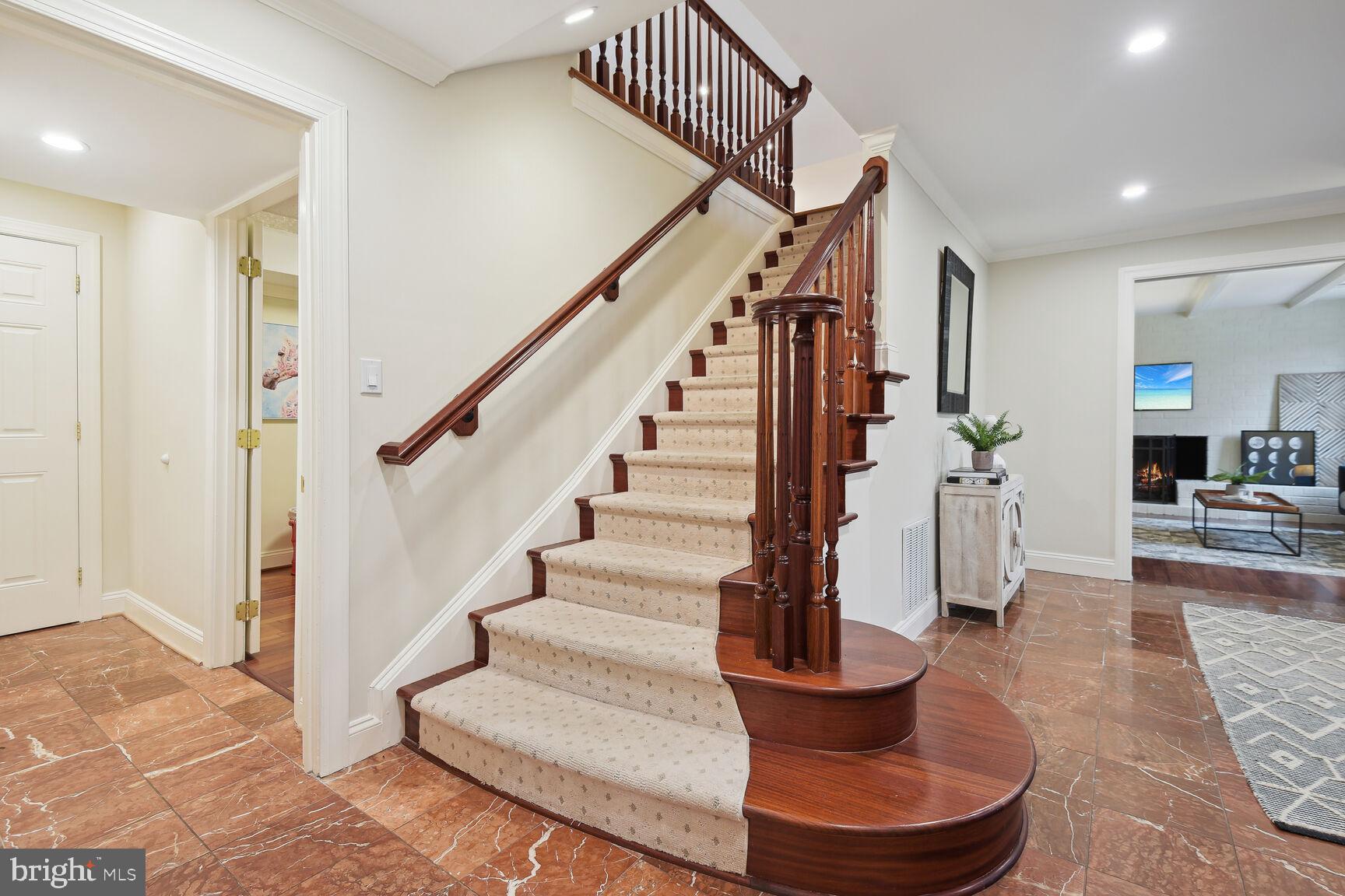 TILDEN WOODS - Residential