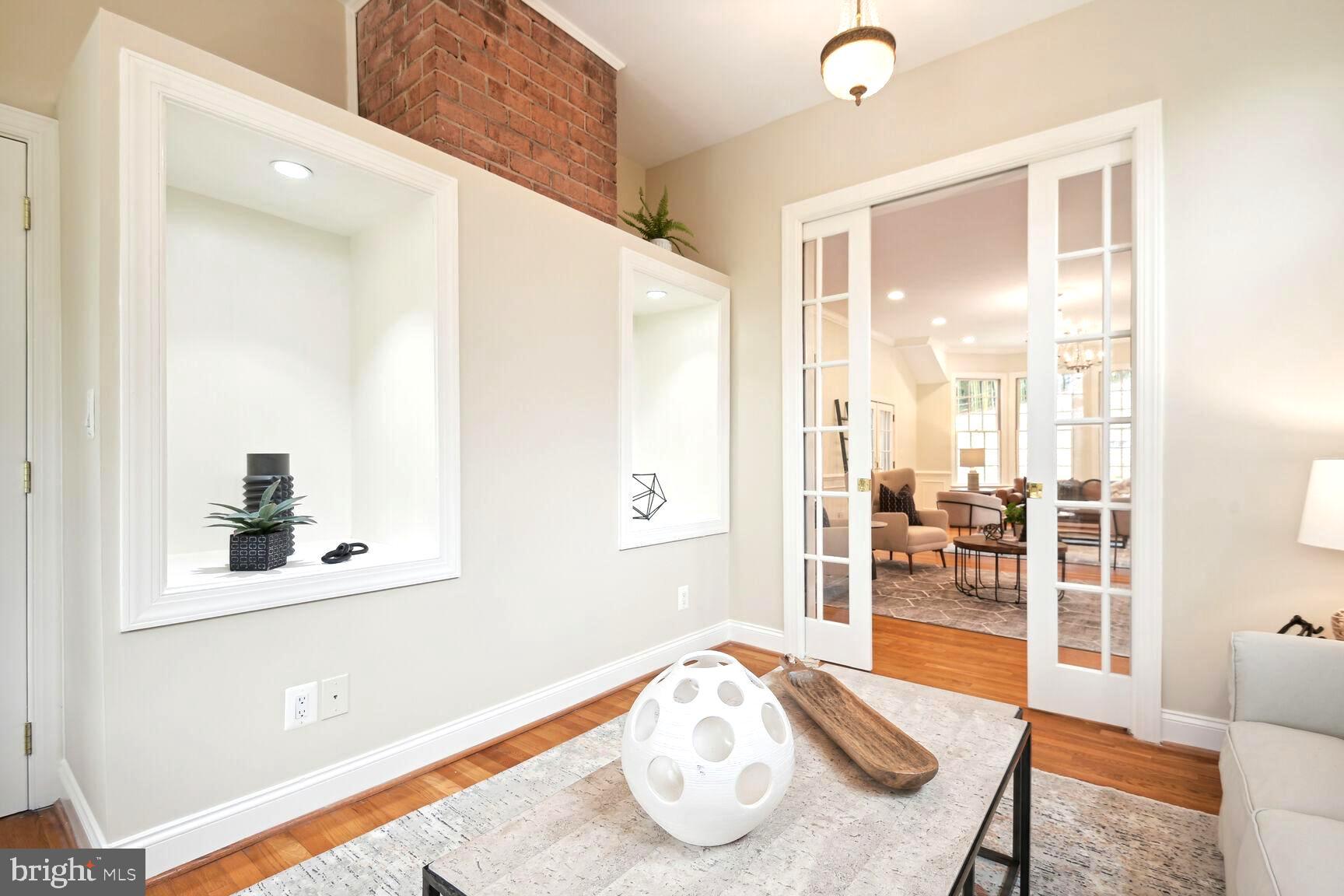 TILDEN WOODS - Residential