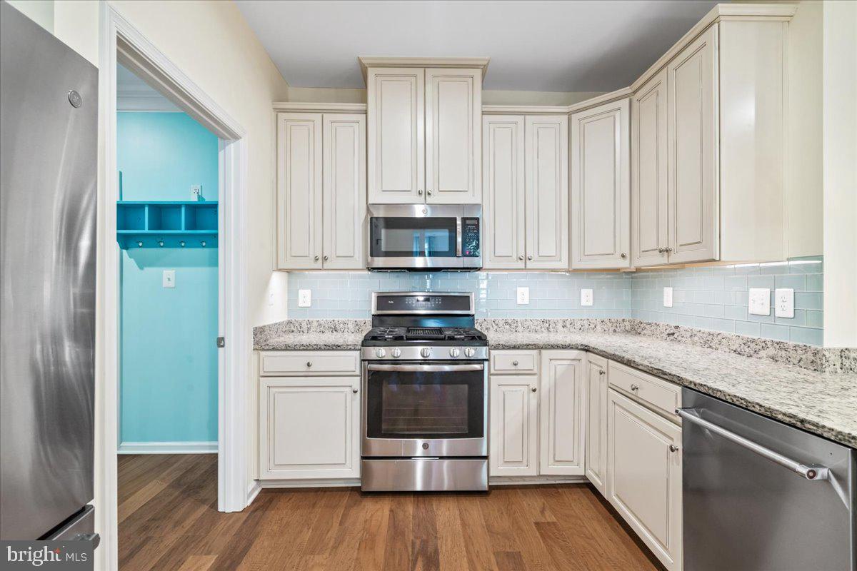 BALLENGER RUN - Residential Lease