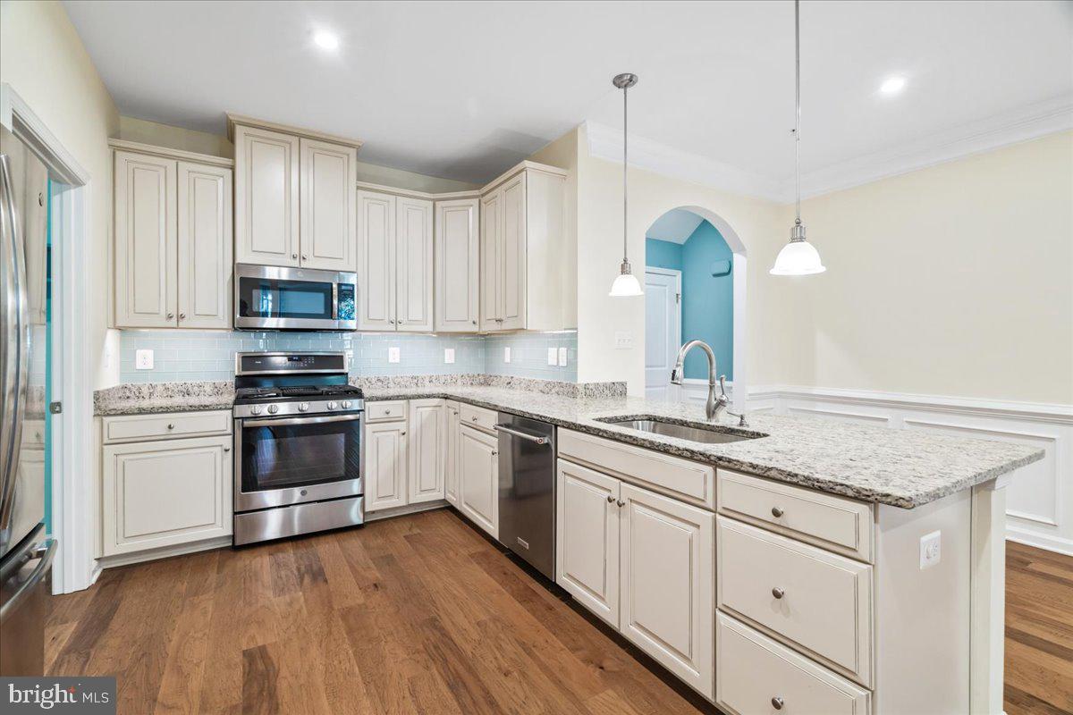 BALLENGER RUN - Residential Lease