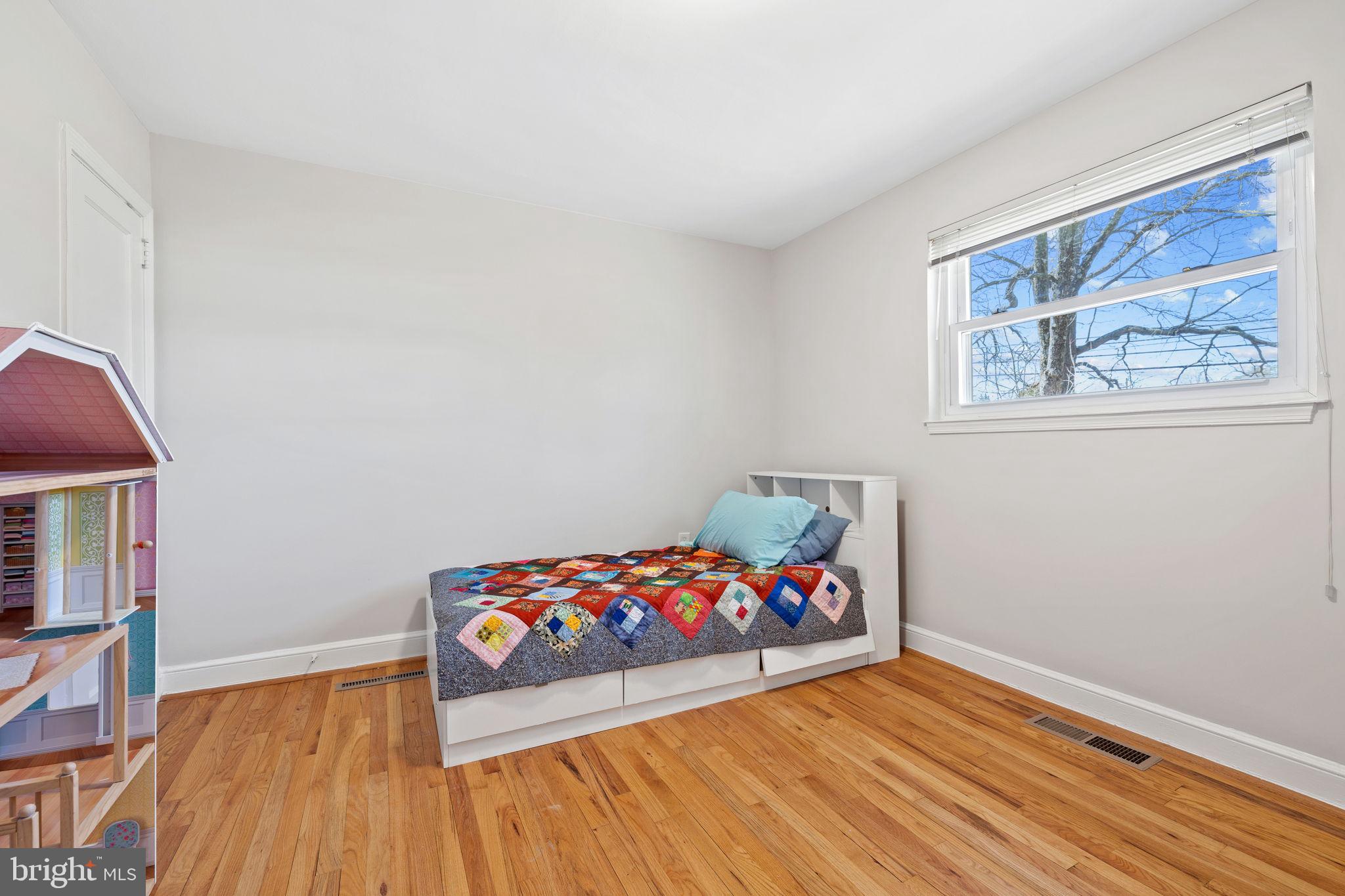 WOODBINE - Residential