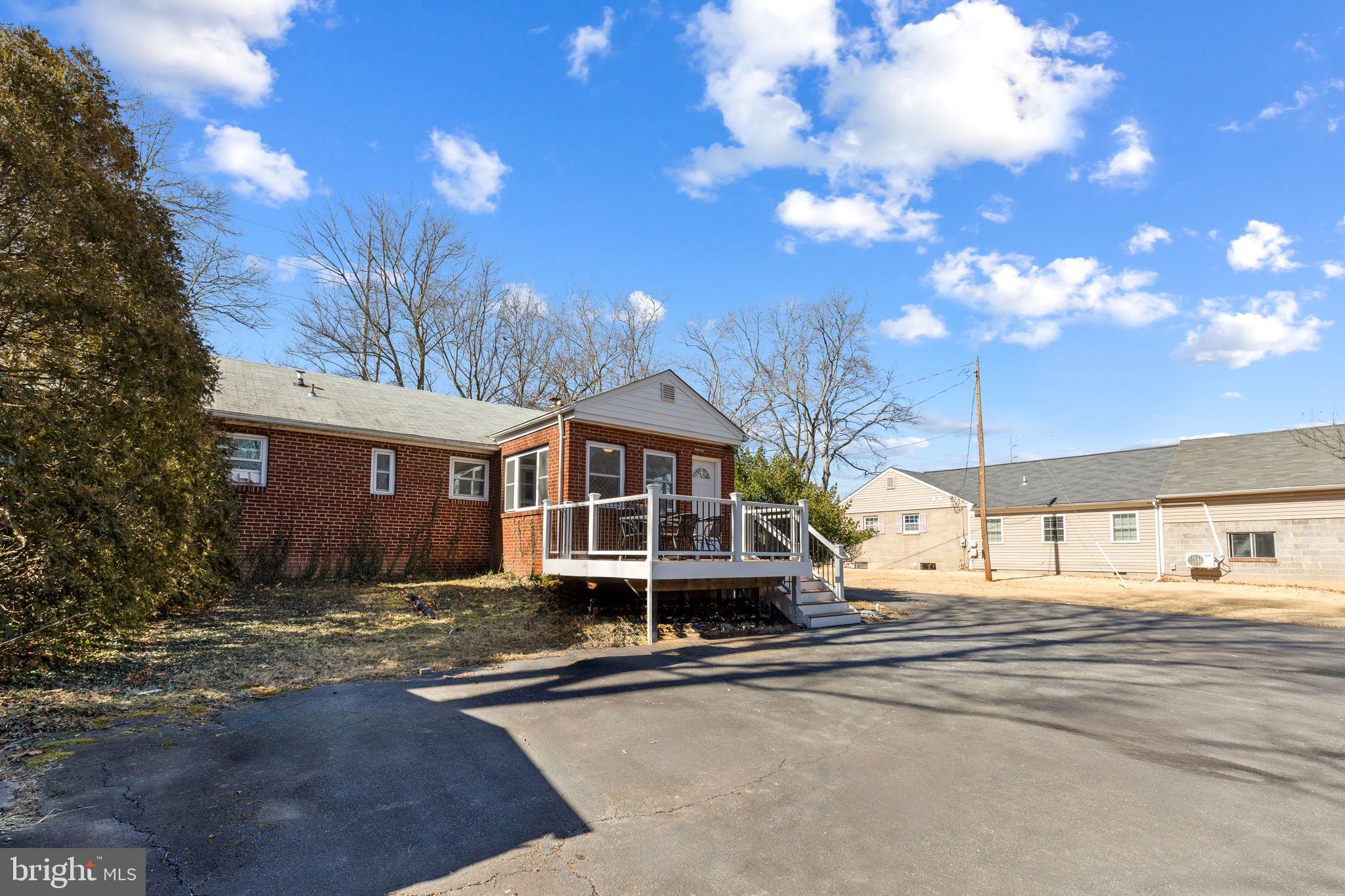 WOODBINE - Residential