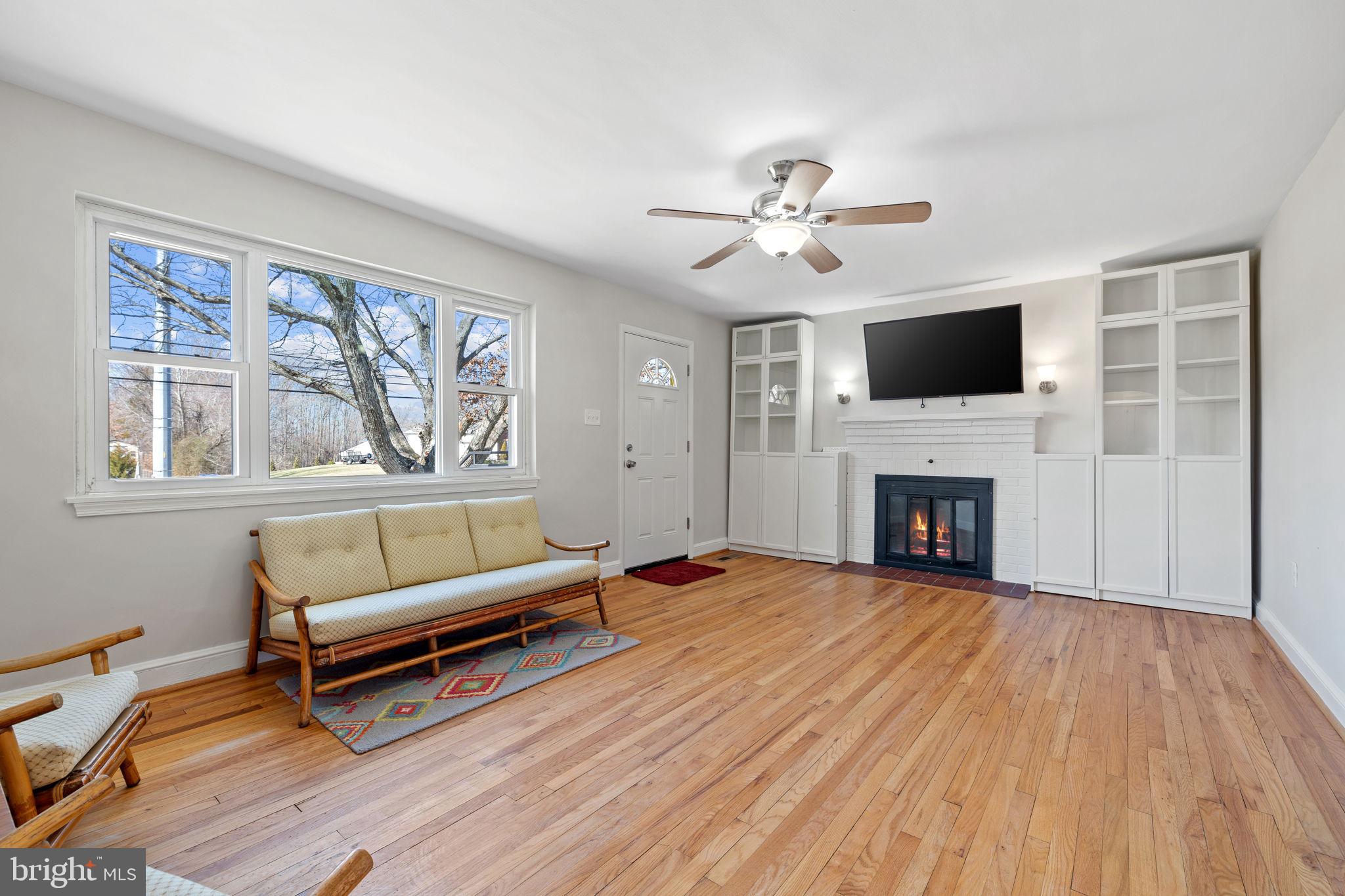 WOODBINE - Residential