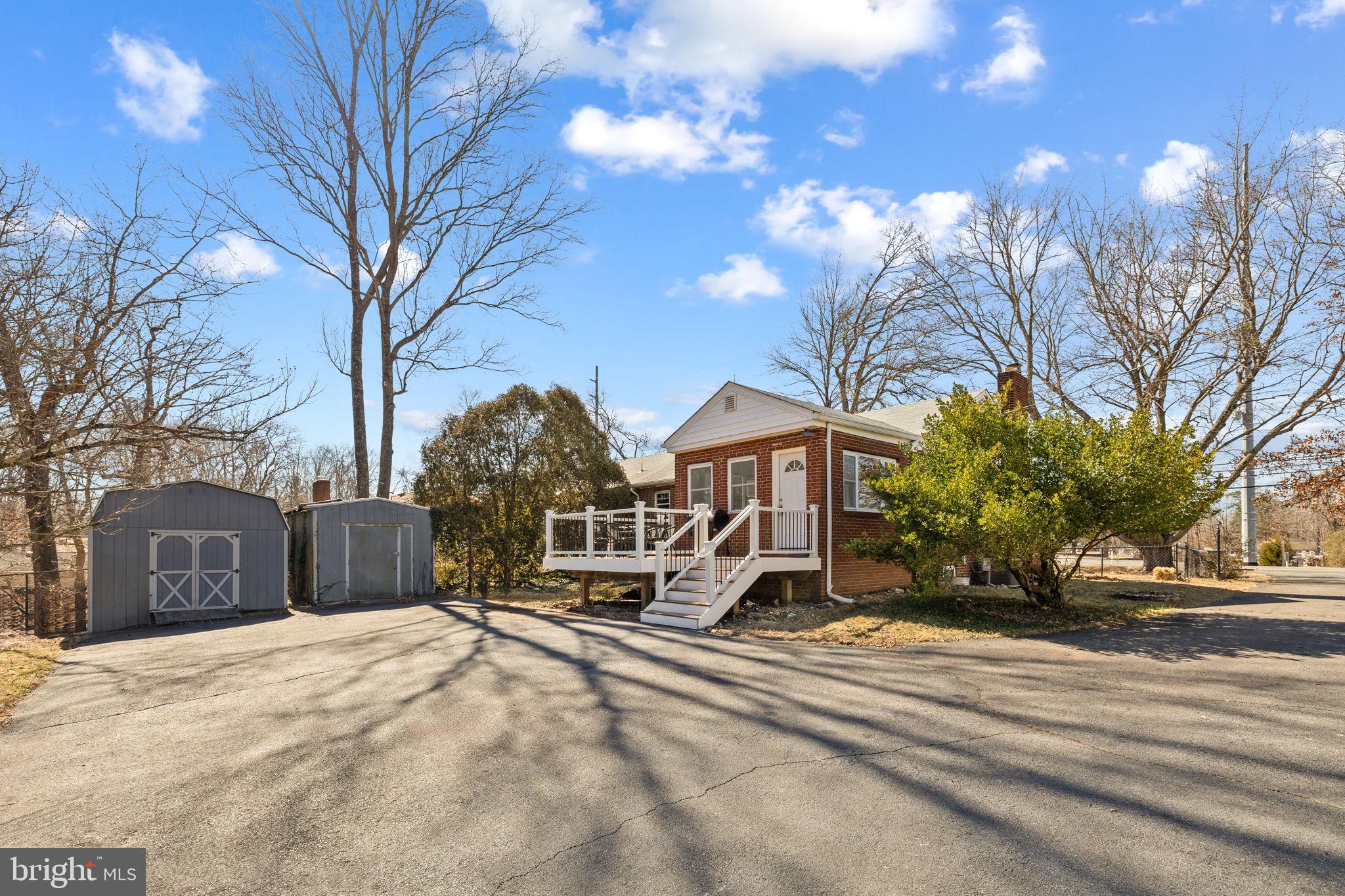 WOODBINE - Residential