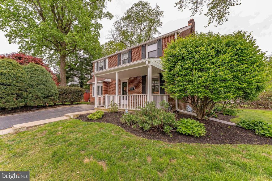 Welcome to 310 Stanton Road, a 3-bedroom, 2-bath single-family home set on a spacious corner lot within a cul-de-sac just steps from the park in Havertown. This home is part of the sought-after Haverford School District and is served by Lynnewood Elementary School. As you approach, a two-car driveway leads to the front porch and entry. Inside, the living room features hardwood floors and a staircase to the second level. An arched opening leads to the dining room, which includes hardwood flooring, chair rail, and a coat closet, and flows directly into the kitchen. The kitchen offers luxury vinyl plank flooring, granite countertops, a tile backsplash, white soft-close cabinetry, and a peninsula with seating that extends into the breakfast area. The breakfast room continues the luxury vinyl plank flooring and features Atrium Doors that open to a side patio with an awning. The outdoor space provides a private setting with mature trees and includes a convenient storage shed. The main level is completed by a family room with luxury vinyl plank flooring and a bow window. Upstairs, the primary bedroom features carpet flooring, a ceiling fan with light, and a walk-in closet with shelving and attic access. The full bathroom includes tile flooring, a semi-vaulted ceiling, chair rail with wainscoting, and a tub and shower combination. Two additional bedrooms offer flexible space for family, guests, or a home office, one with a semi-vaulted ceiling and the other with a walk-in closet. The partially finished lower level adds additional living space with a rec room featuring tile flooring and a laundry closet, ideal for a playroom, home gym, or storage. This level also includes a utility room and a second full bathroom with tile flooring and a step-in shower. The home features a roof that was replaced just one year ago. Conveniently located near Manoa Shopping Center, Llanerch Country Club, the Blue Route, and Route 3, this home offers both comfort and accessibility. Don’t miss the opportunity to make 310 Stanton Road your new home.