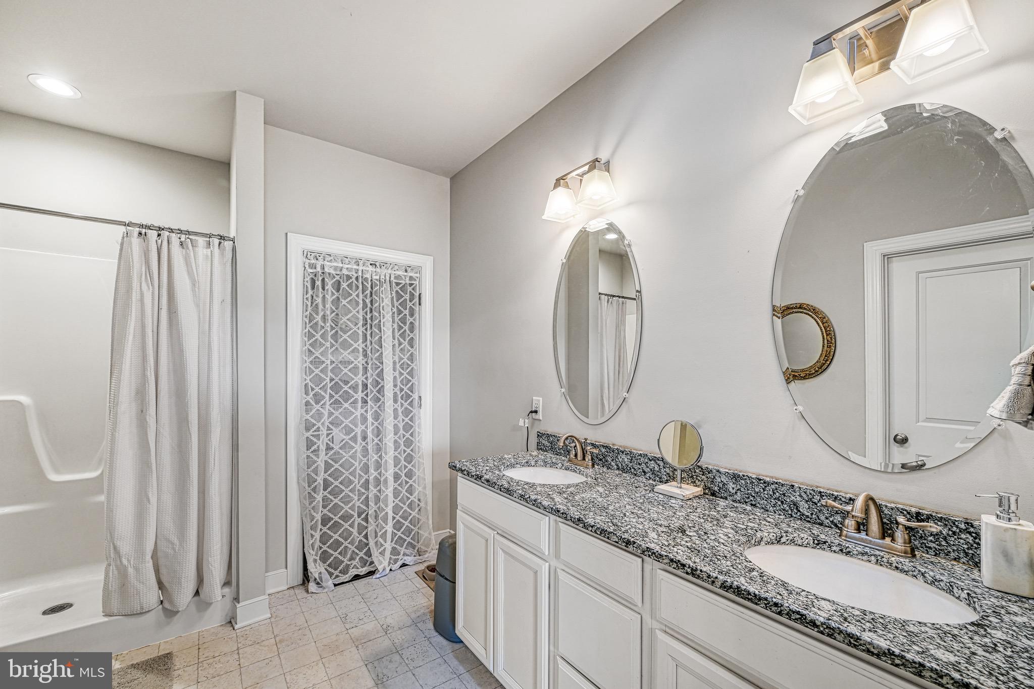 HIDDEN FARM ESTATES - Residential