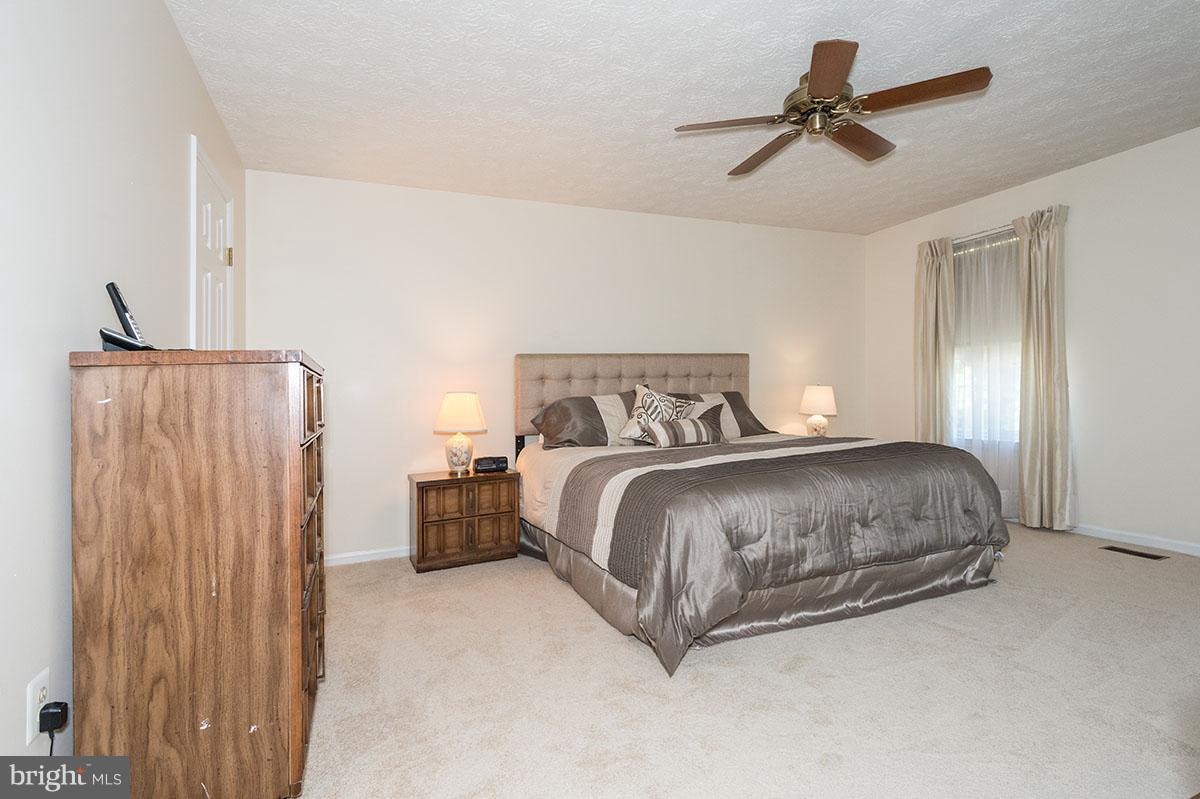 HICKORY RIDGE - Residential